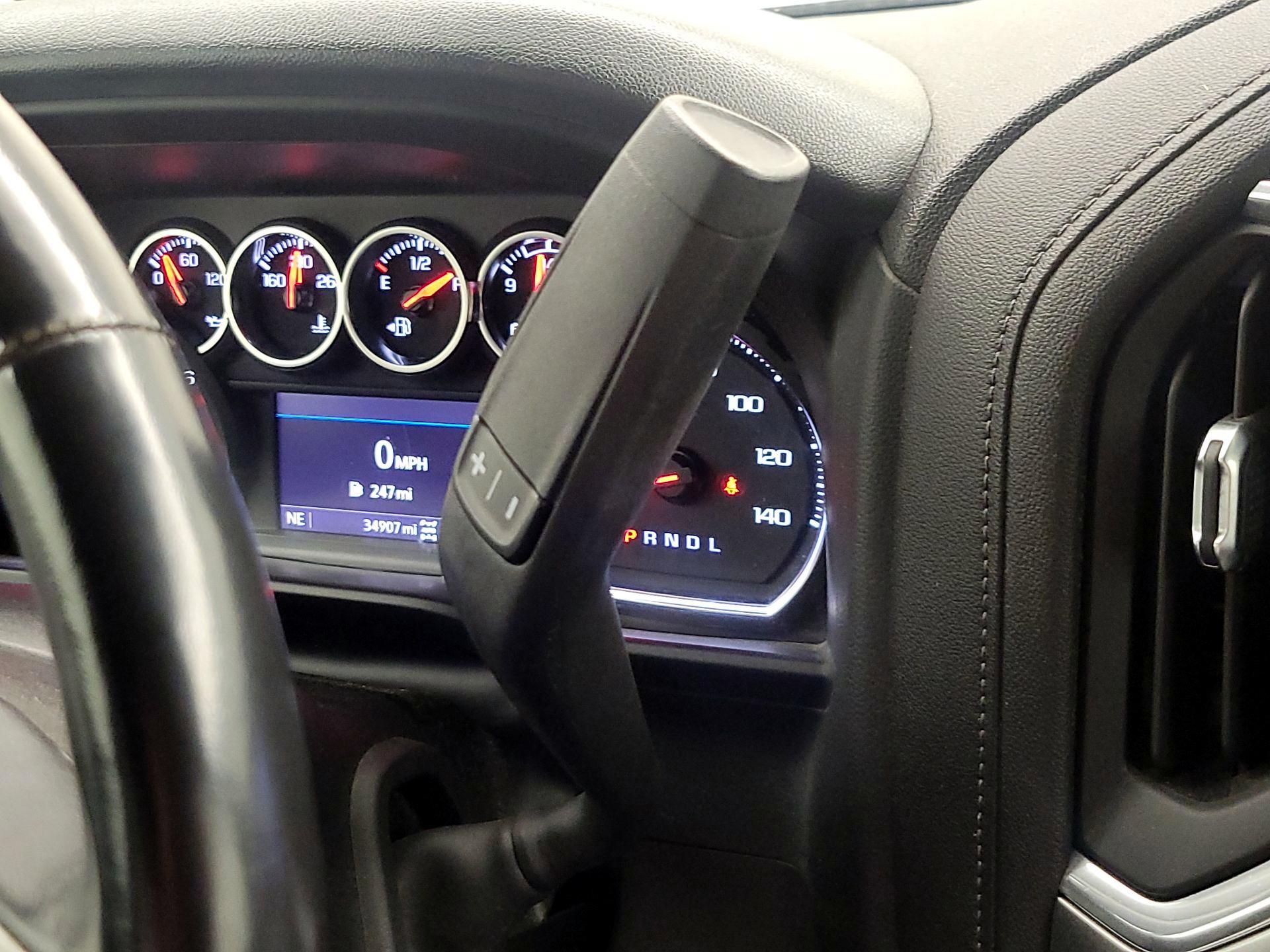 Thumbnail: 2021 Chevrolet Silverado 1500 - 17