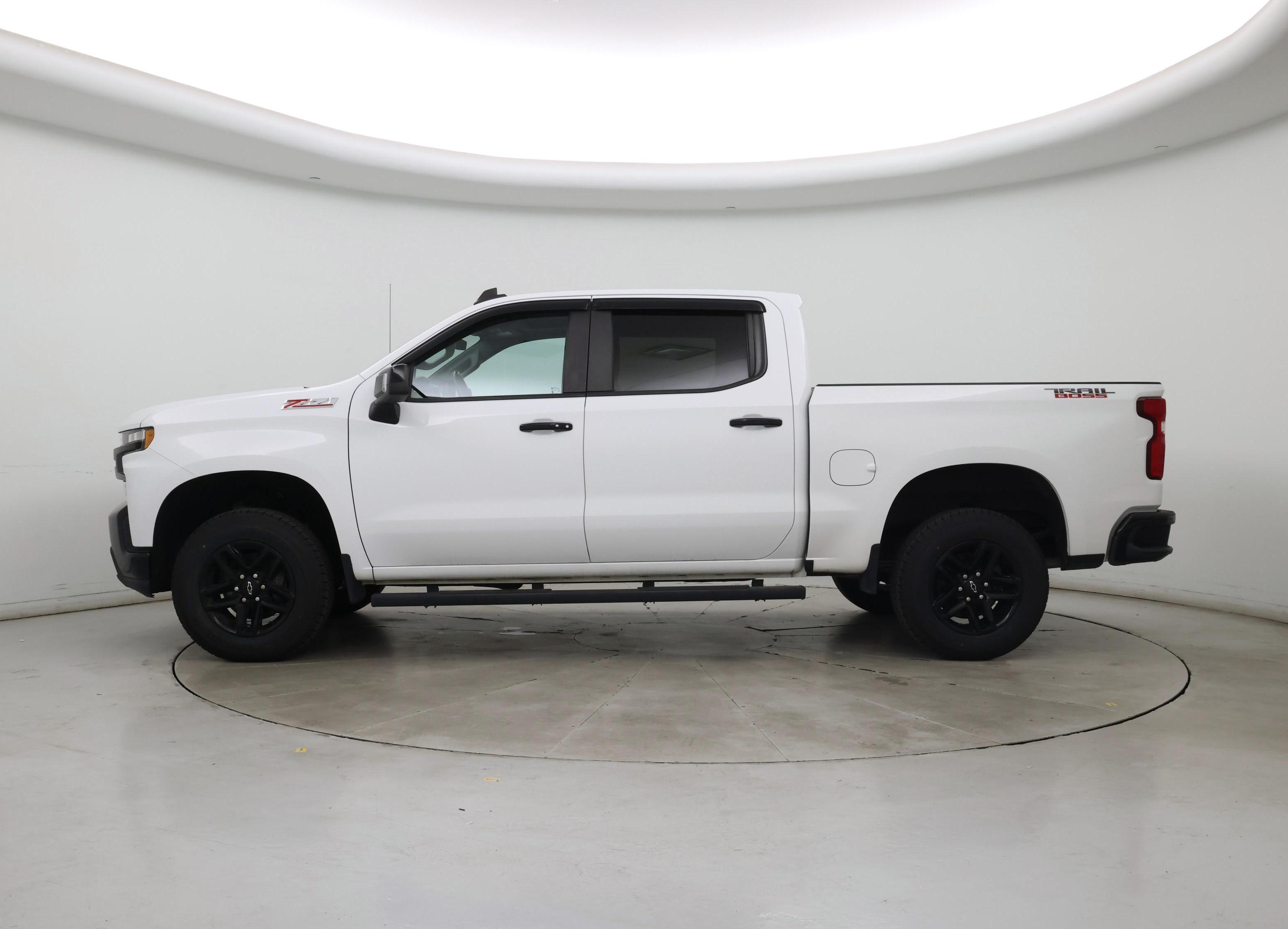 Thumbnail: 2021 Chevrolet Silverado 1500 - 3