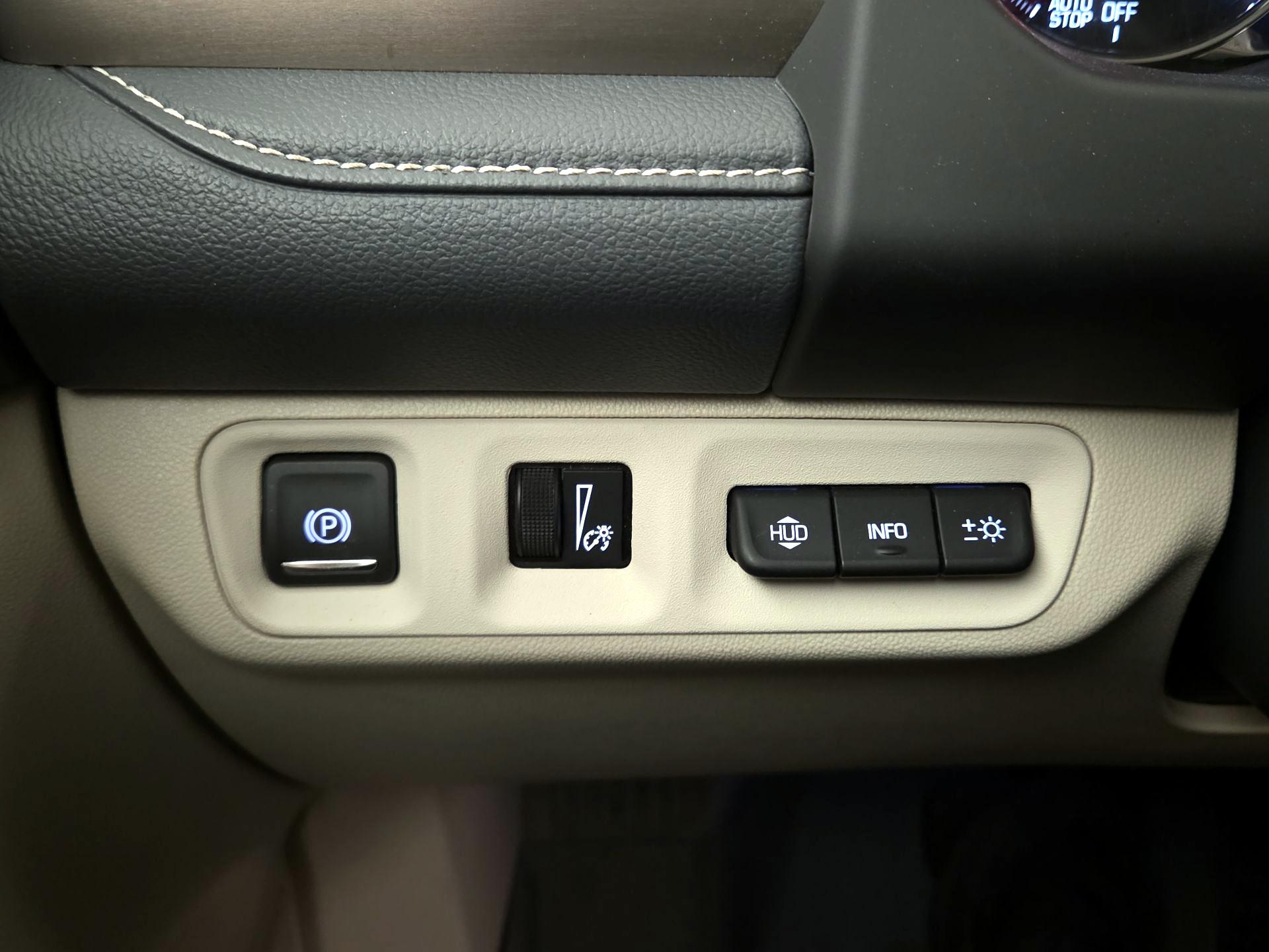 Thumbnail: 2023 GMC Acadia - 13