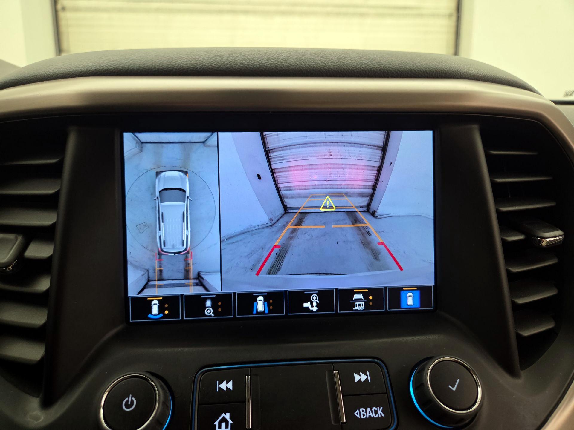 Thumbnail: 2023 GMC Acadia - 15