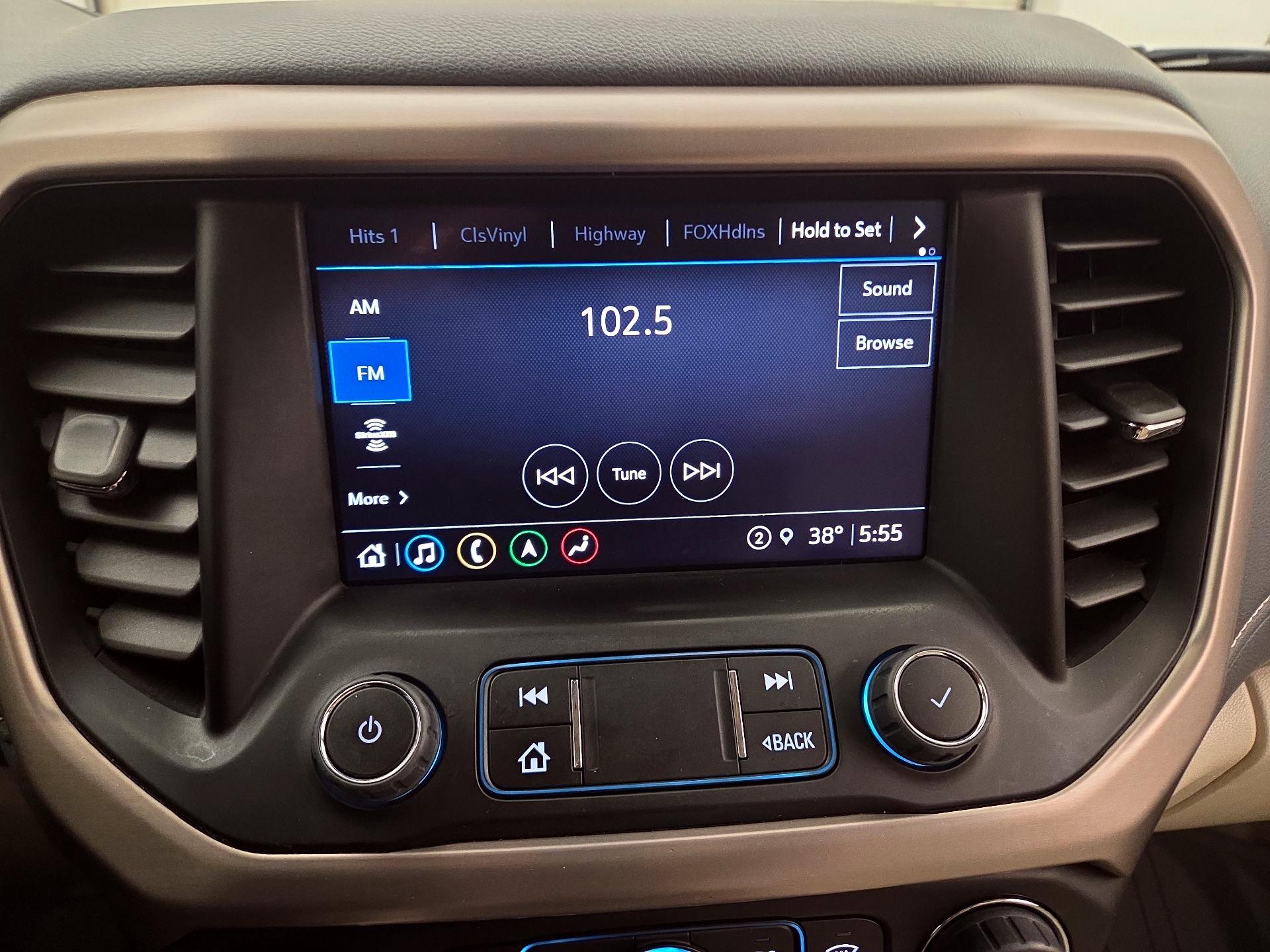 Thumbnail: 2023 GMC Acadia - 16