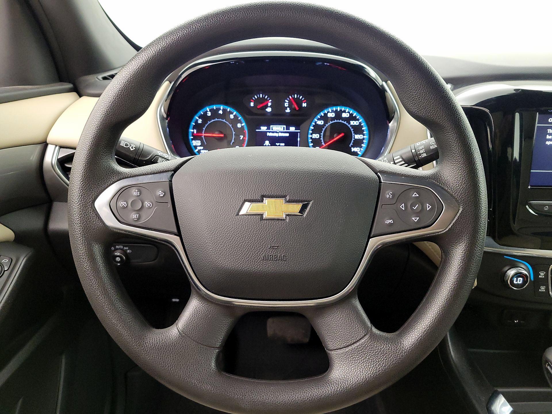 Thumbnail: 2023 Chevrolet Traverse - 10