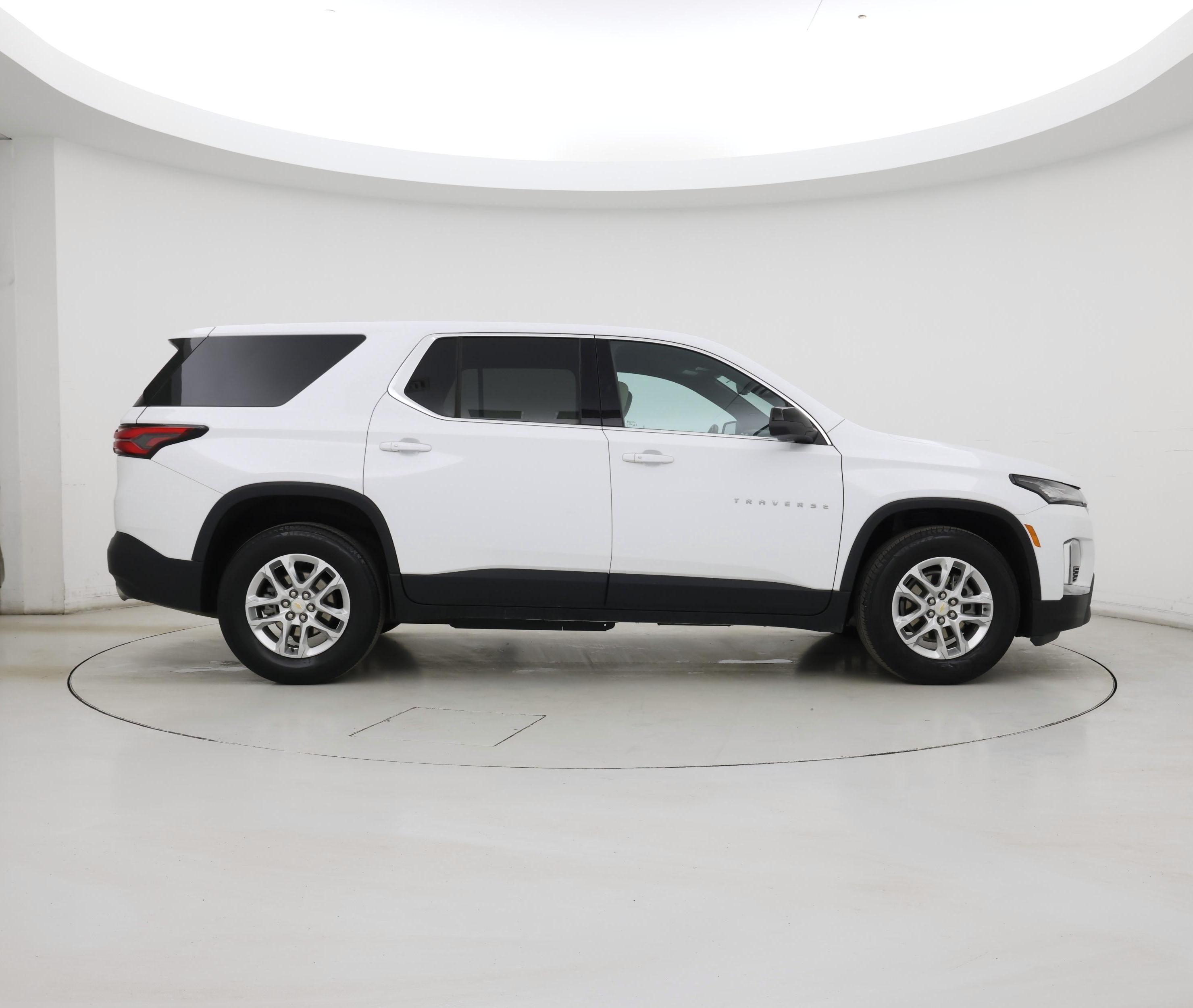 Thumbnail: 2023 Chevrolet Traverse - 7