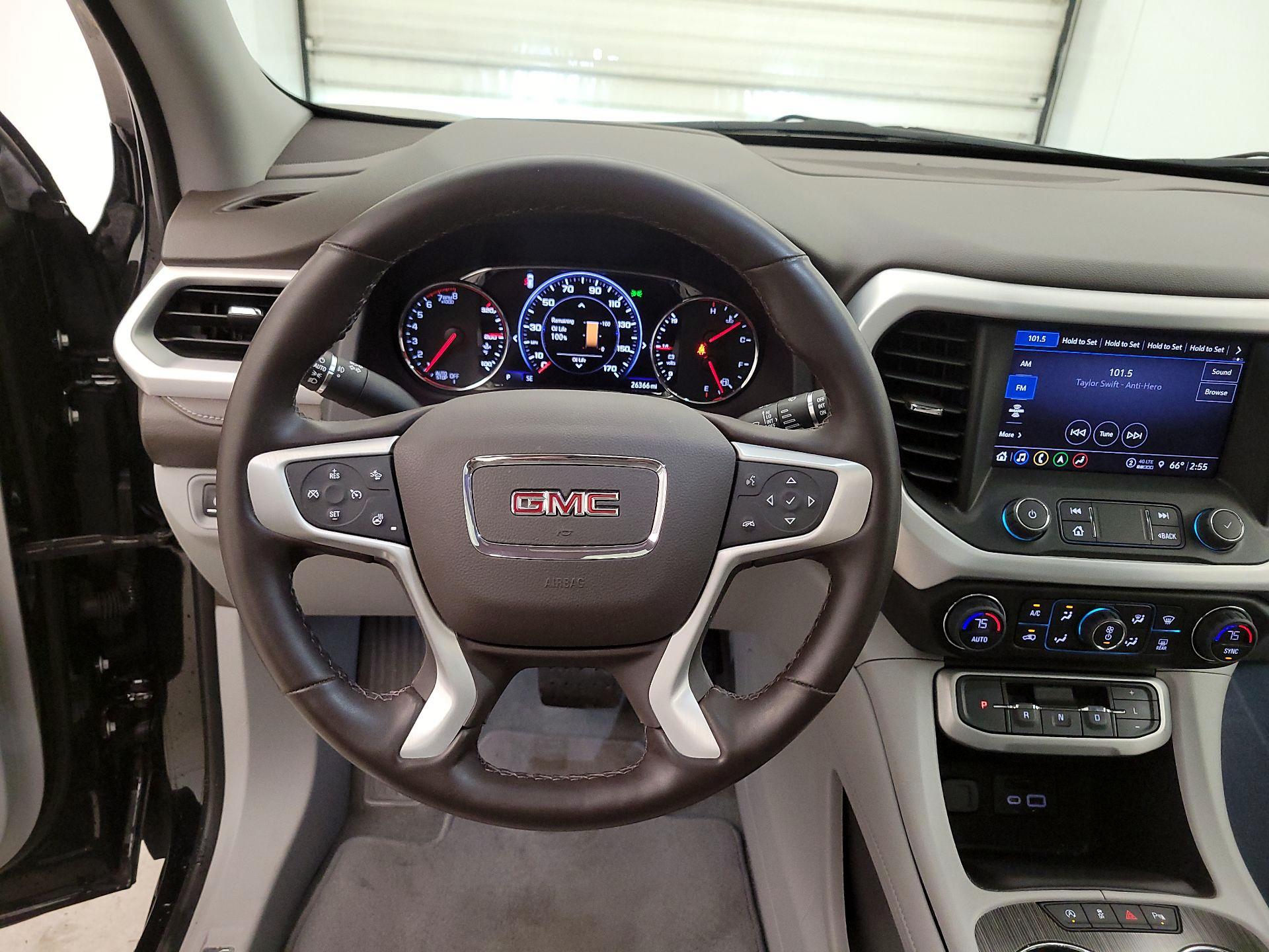 Thumbnail: 2023 GMC Acadia - 10