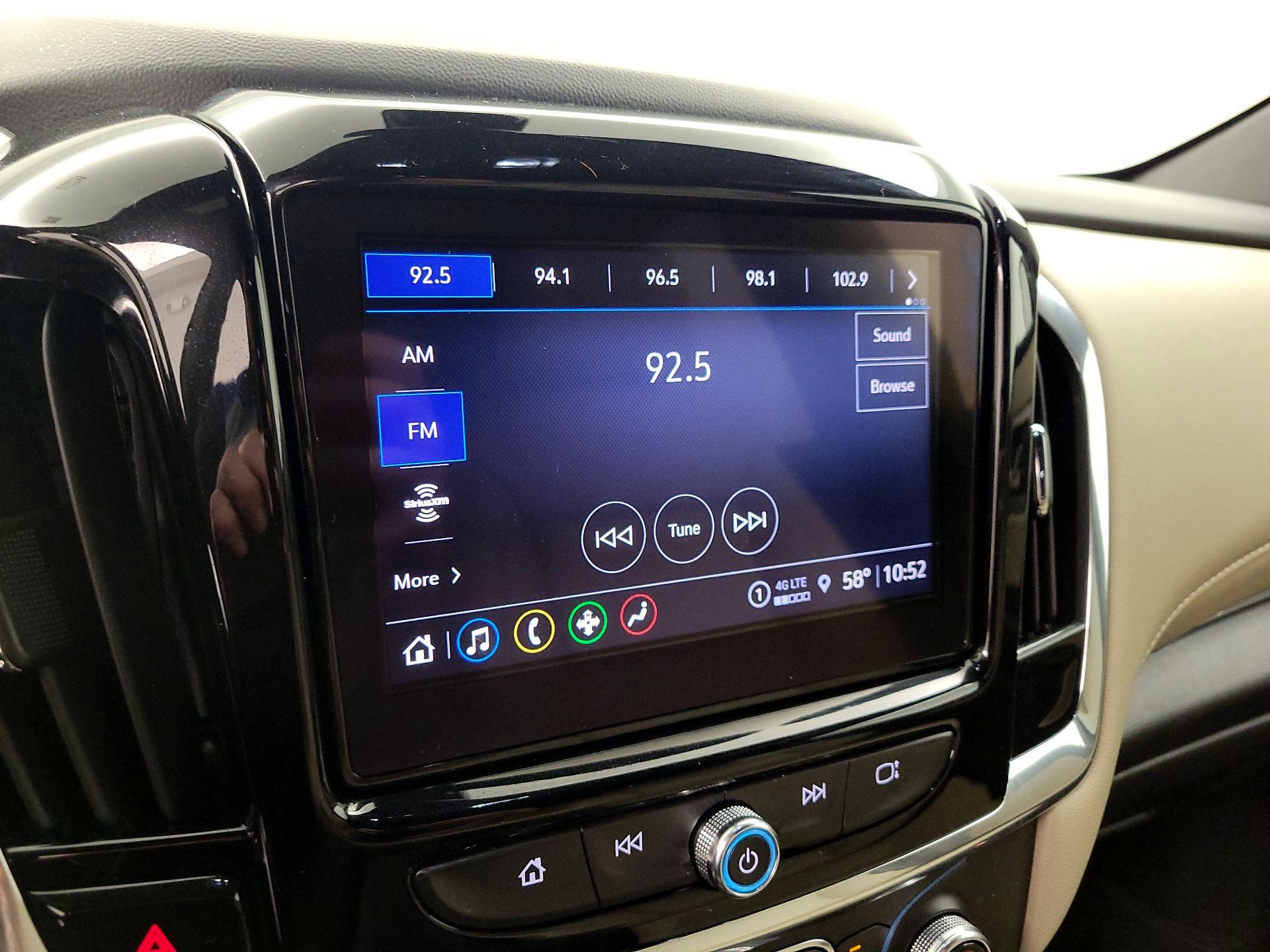 Thumbnail: 2023 Chevrolet Traverse - 16