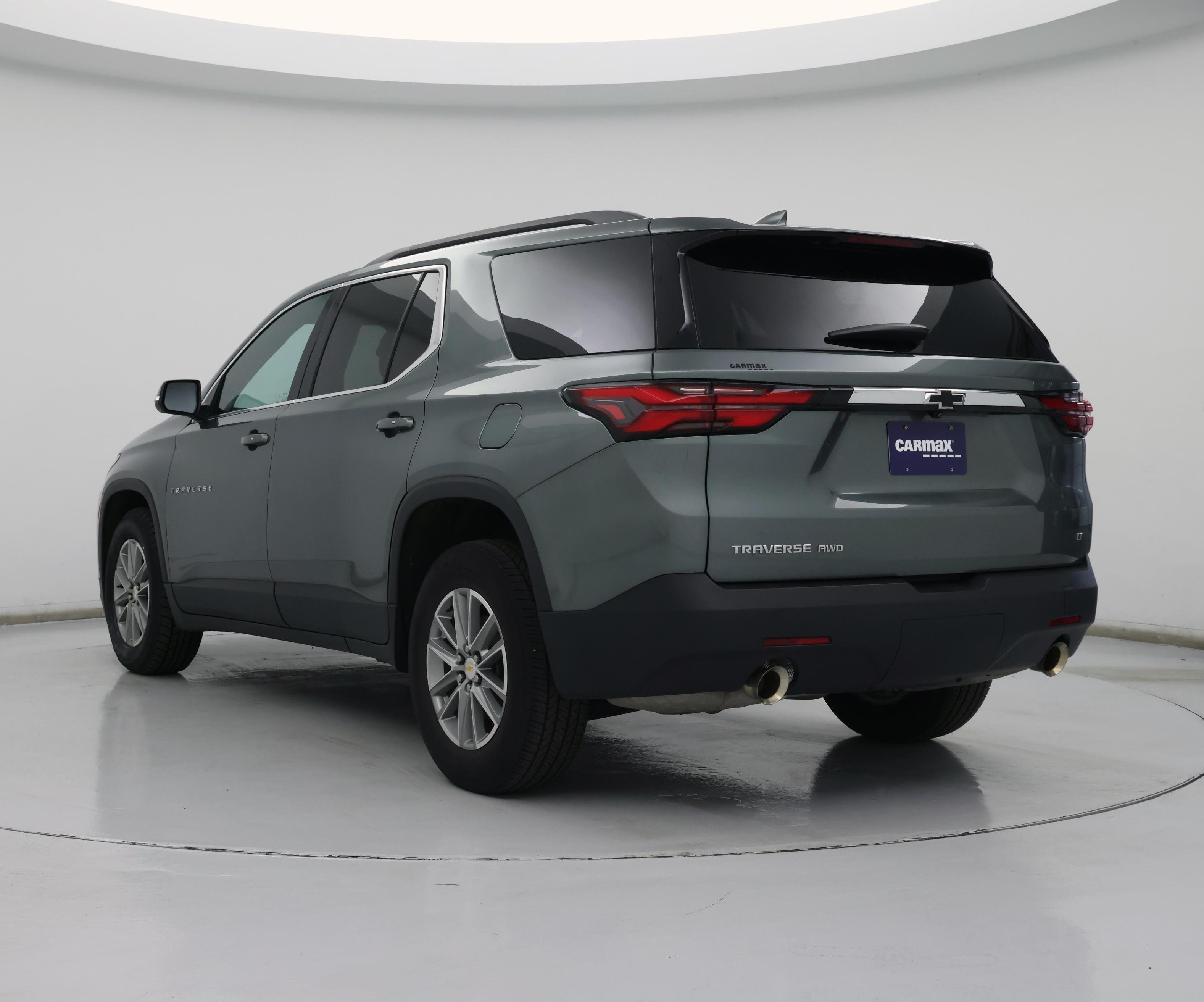 Thumbnail: 2023 Chevrolet Traverse - 2