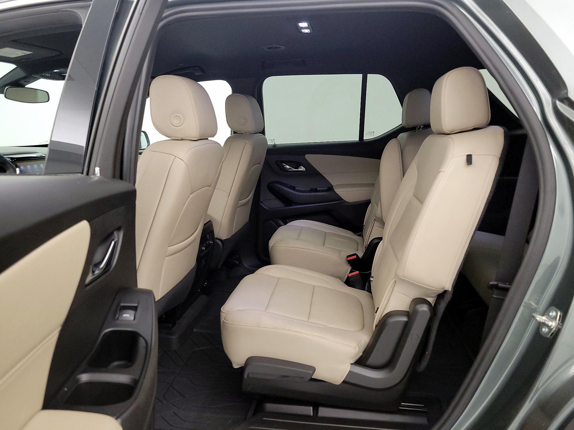 Thumbnail: 2023 Chevrolet Traverse - 20