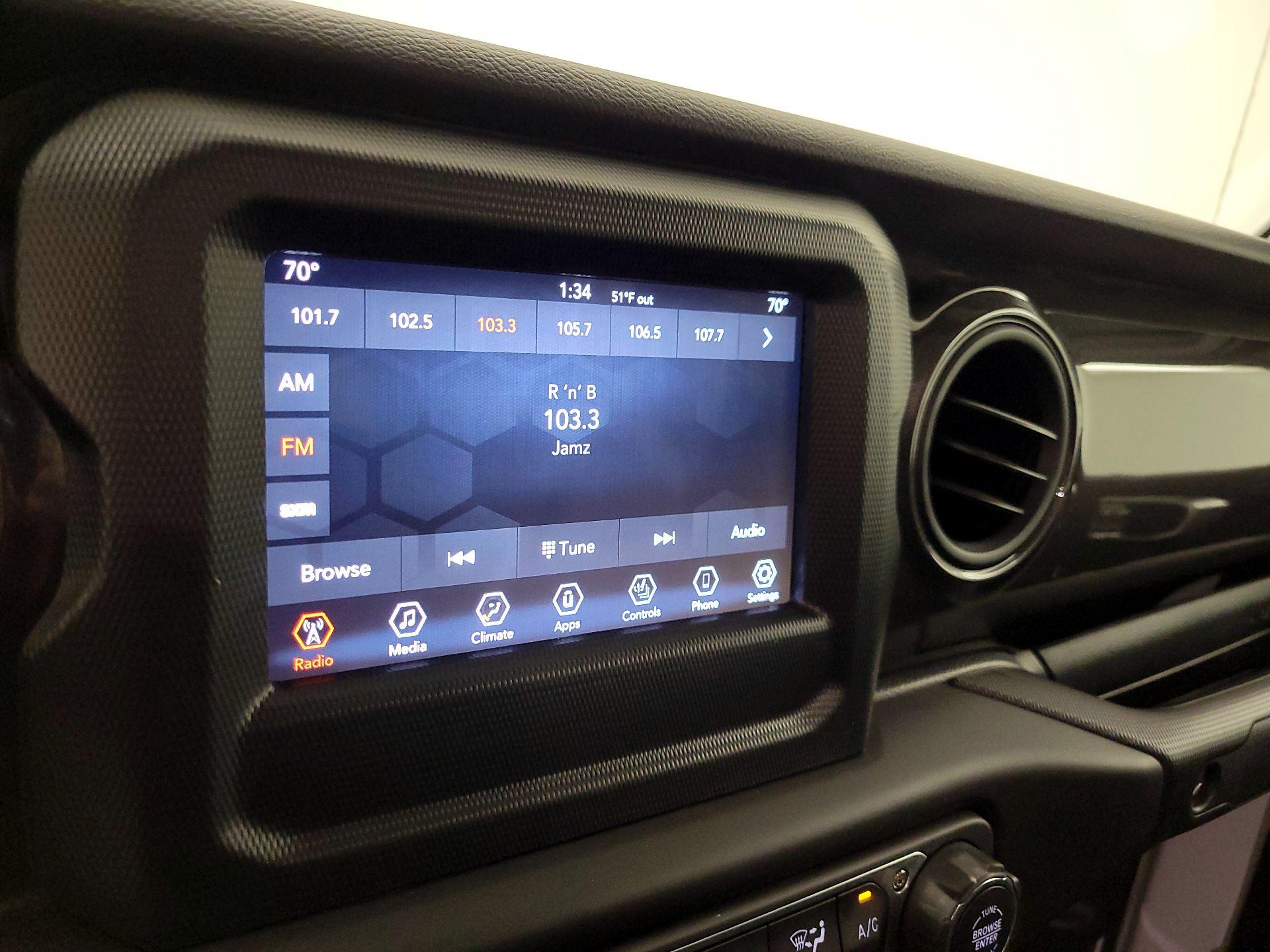 Thumbnail: 2022 Jeep Gladiator - 15