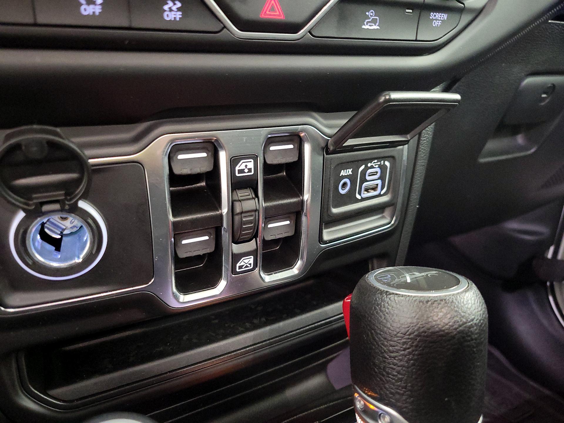 Thumbnail: 2022 Jeep Gladiator - 18