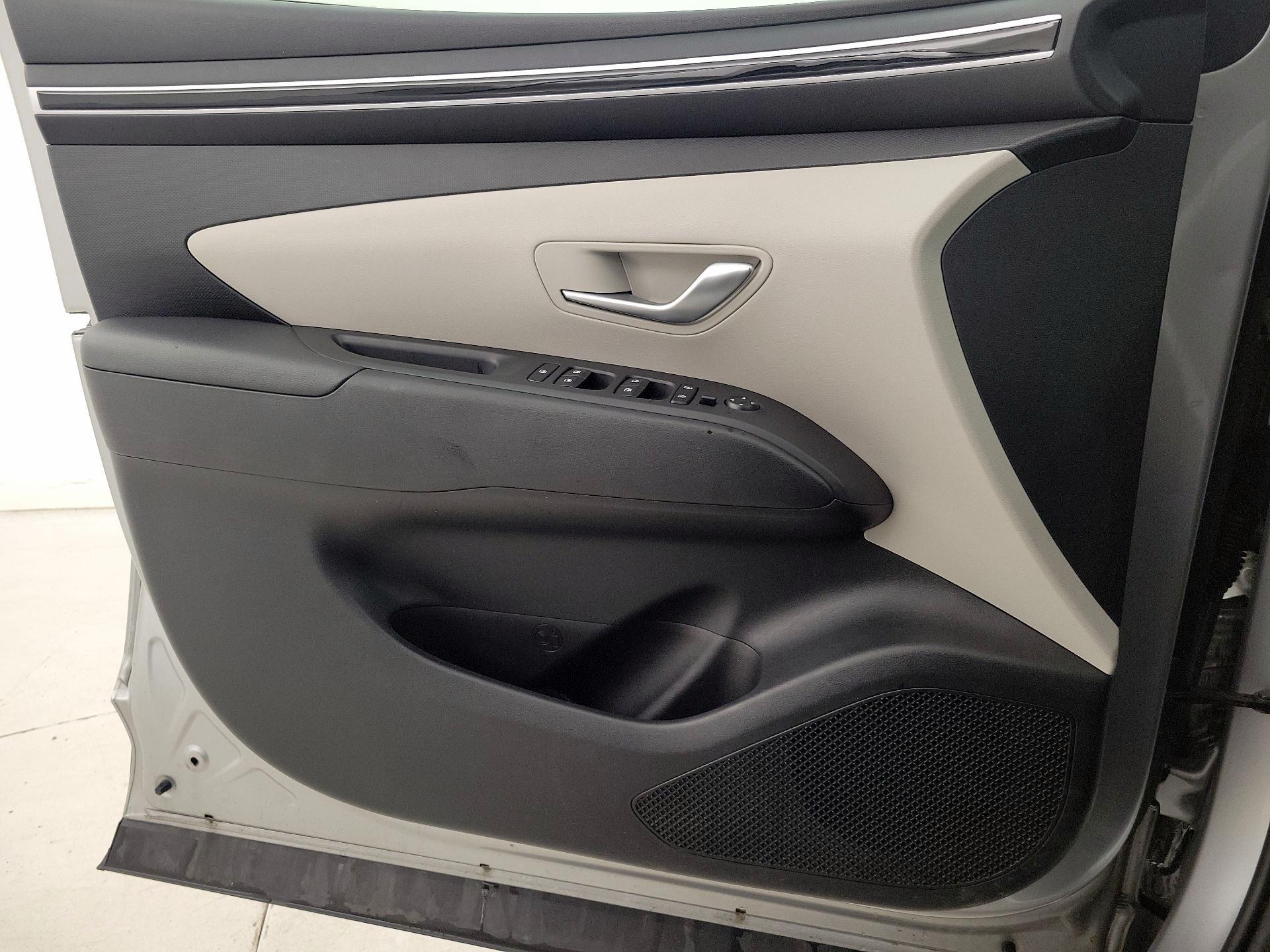 Thumbnail: 2023 Hyundai Tucson - 12