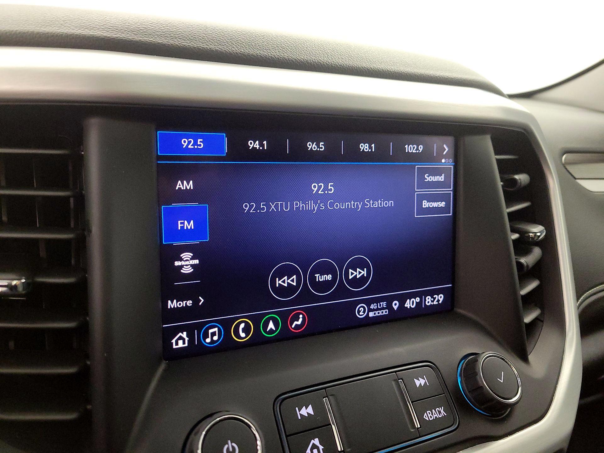 Thumbnail: 2023 GMC Acadia - 16