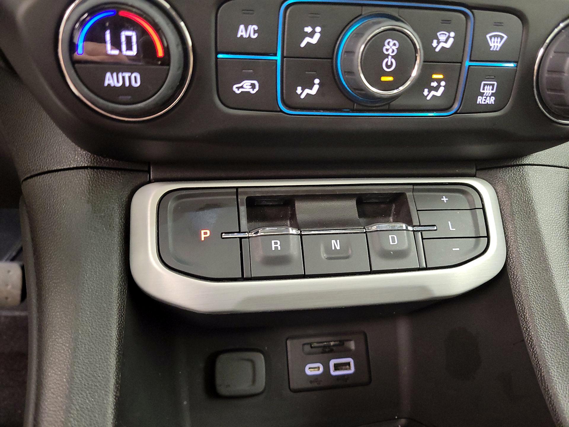 Thumbnail: 2023 GMC Acadia - 18