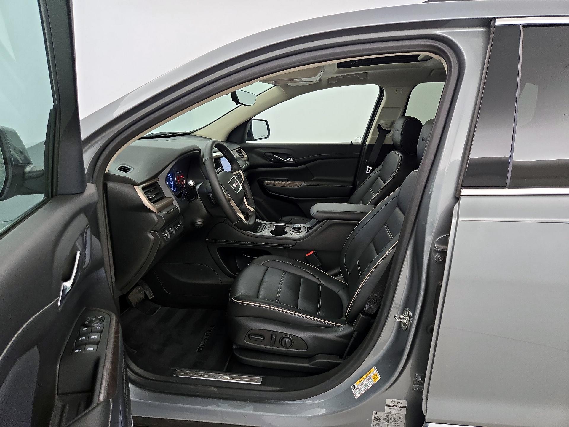 Thumbnail: 2023 GMC Acadia - 11