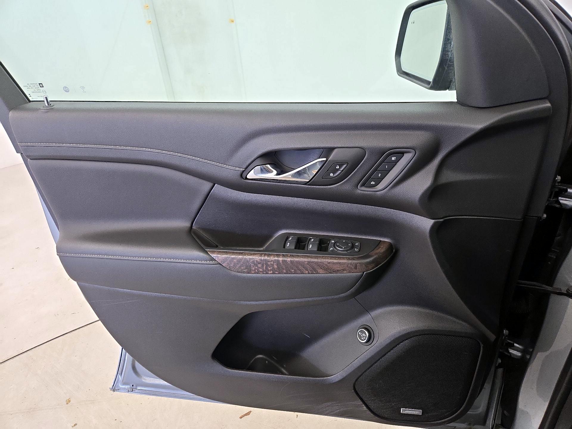 Thumbnail: 2023 GMC Acadia - 12