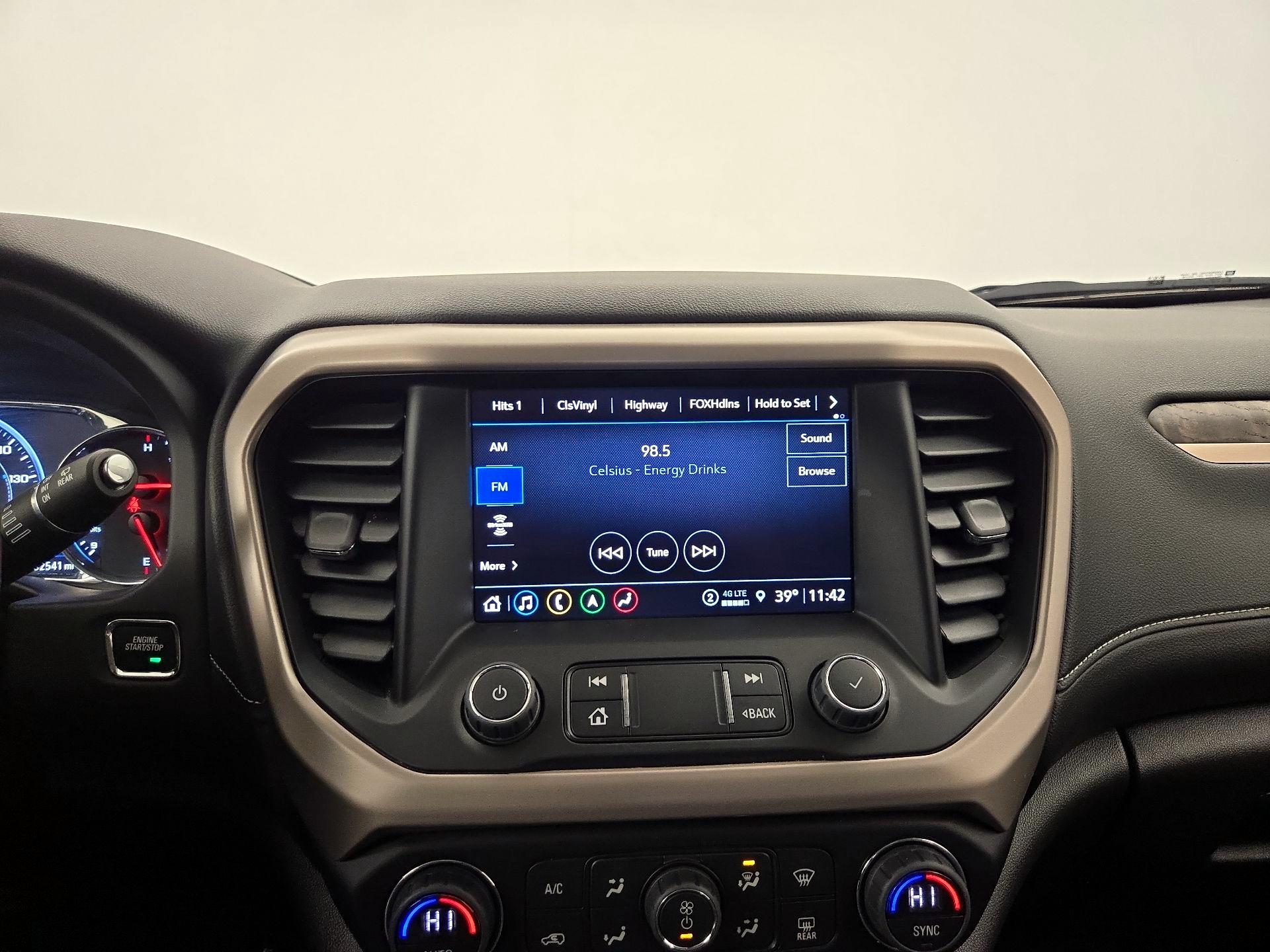 Thumbnail: 2023 GMC Acadia - 15