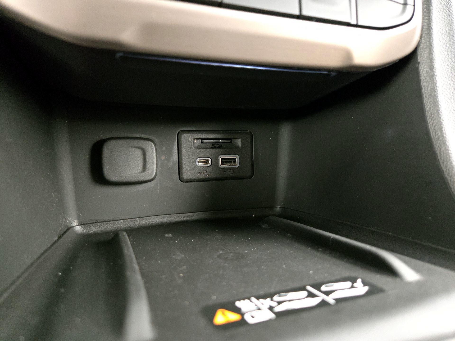 Thumbnail: 2023 GMC Acadia - 18