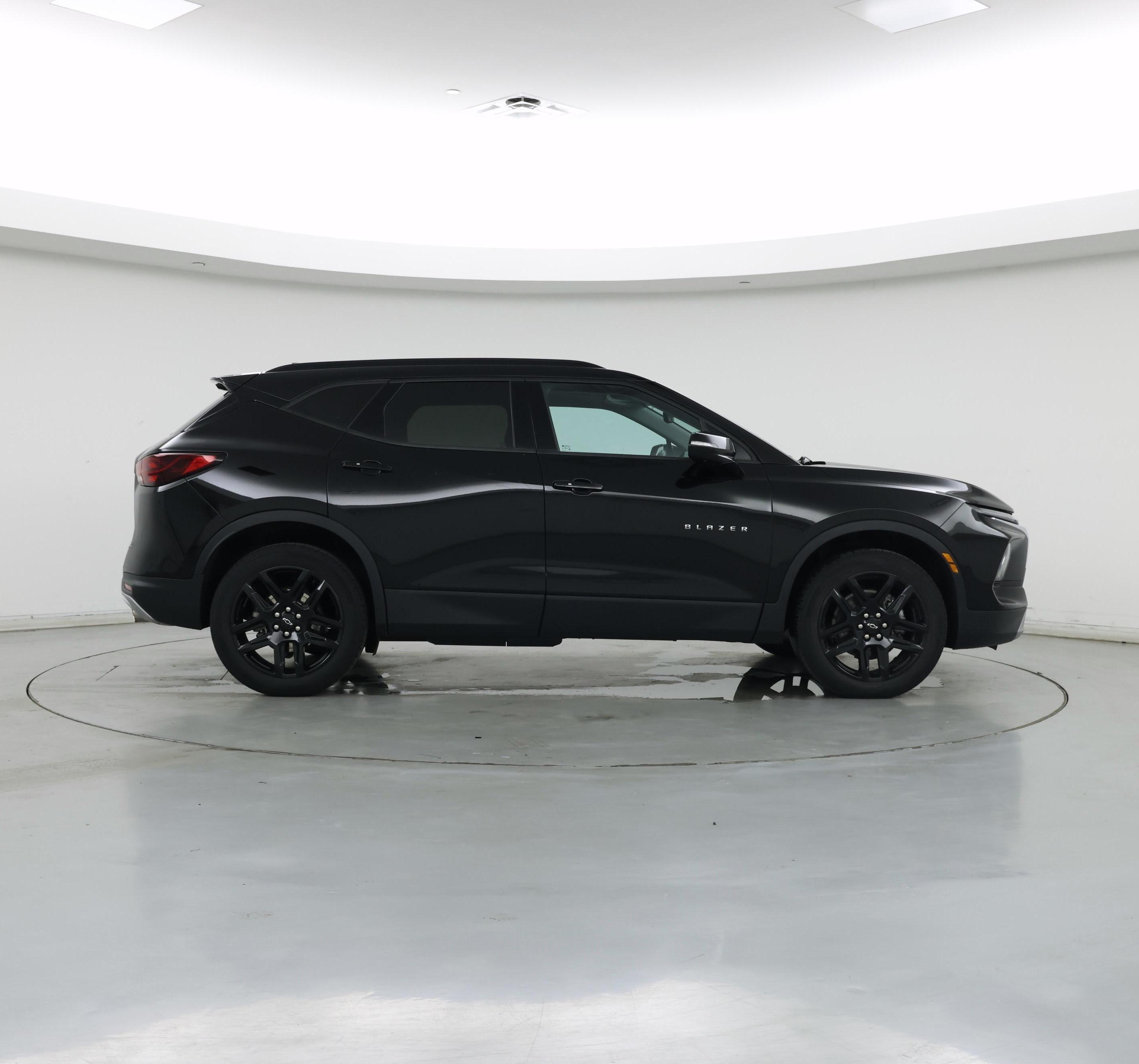 Thumbnail: 2023 Chevrolet Blazer - 7