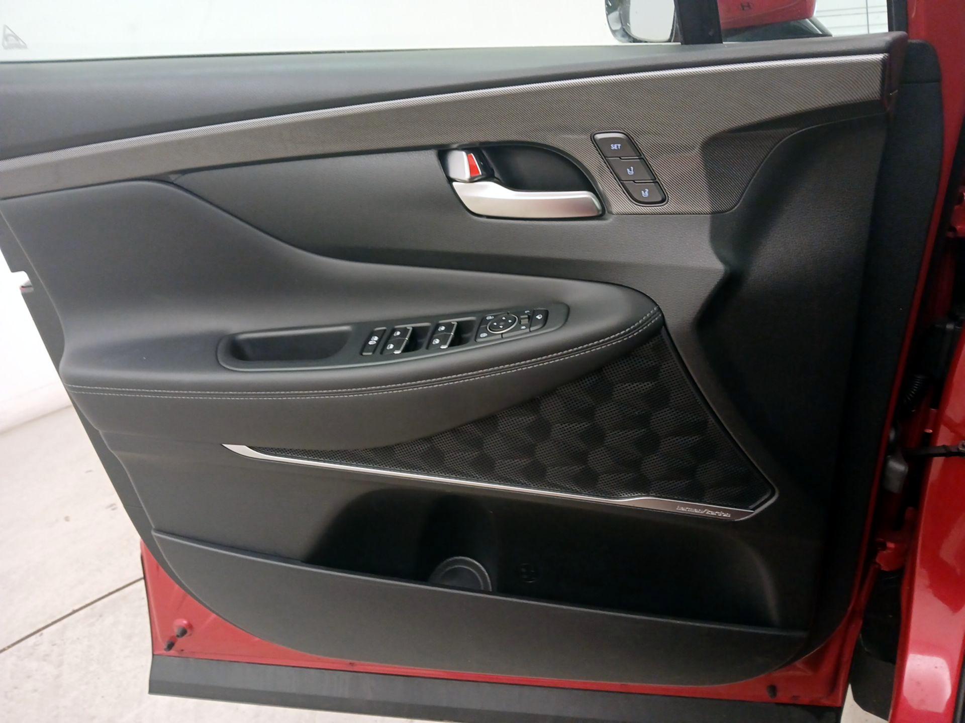 Thumbnail: 2023 Hyundai Santa Fe - 12