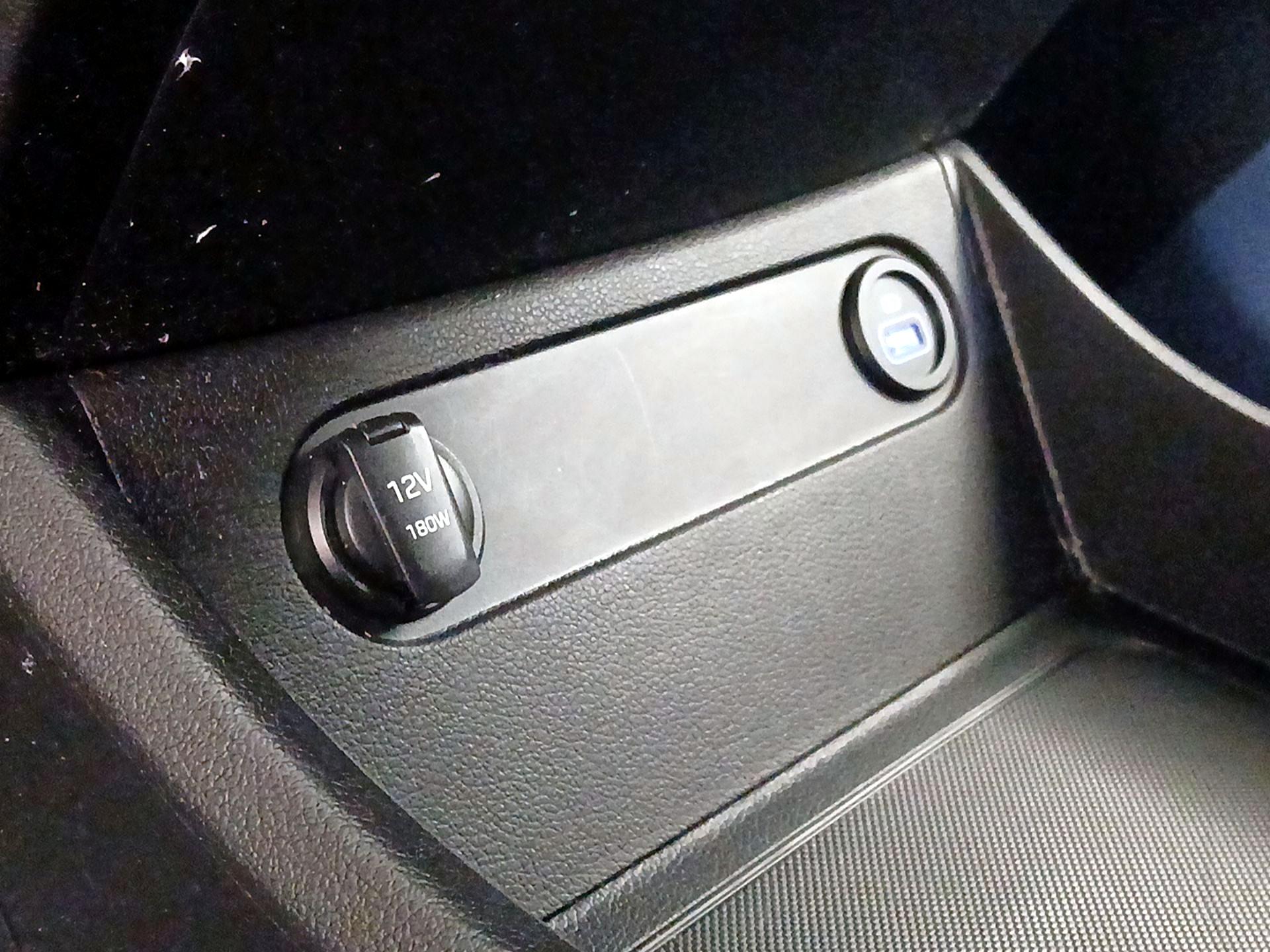 Thumbnail: 2023 Hyundai Santa Fe - 19