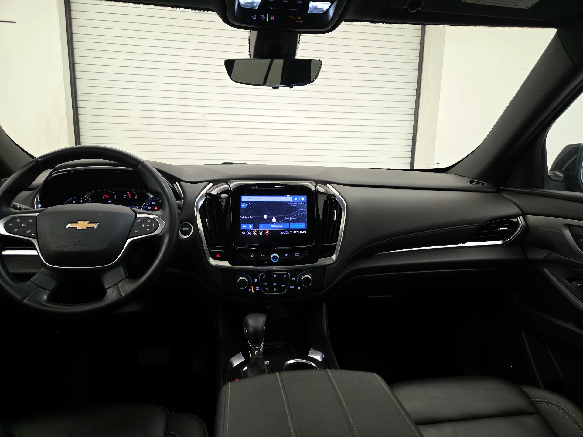 Thumbnail: 2023 Chevrolet Traverse - 9