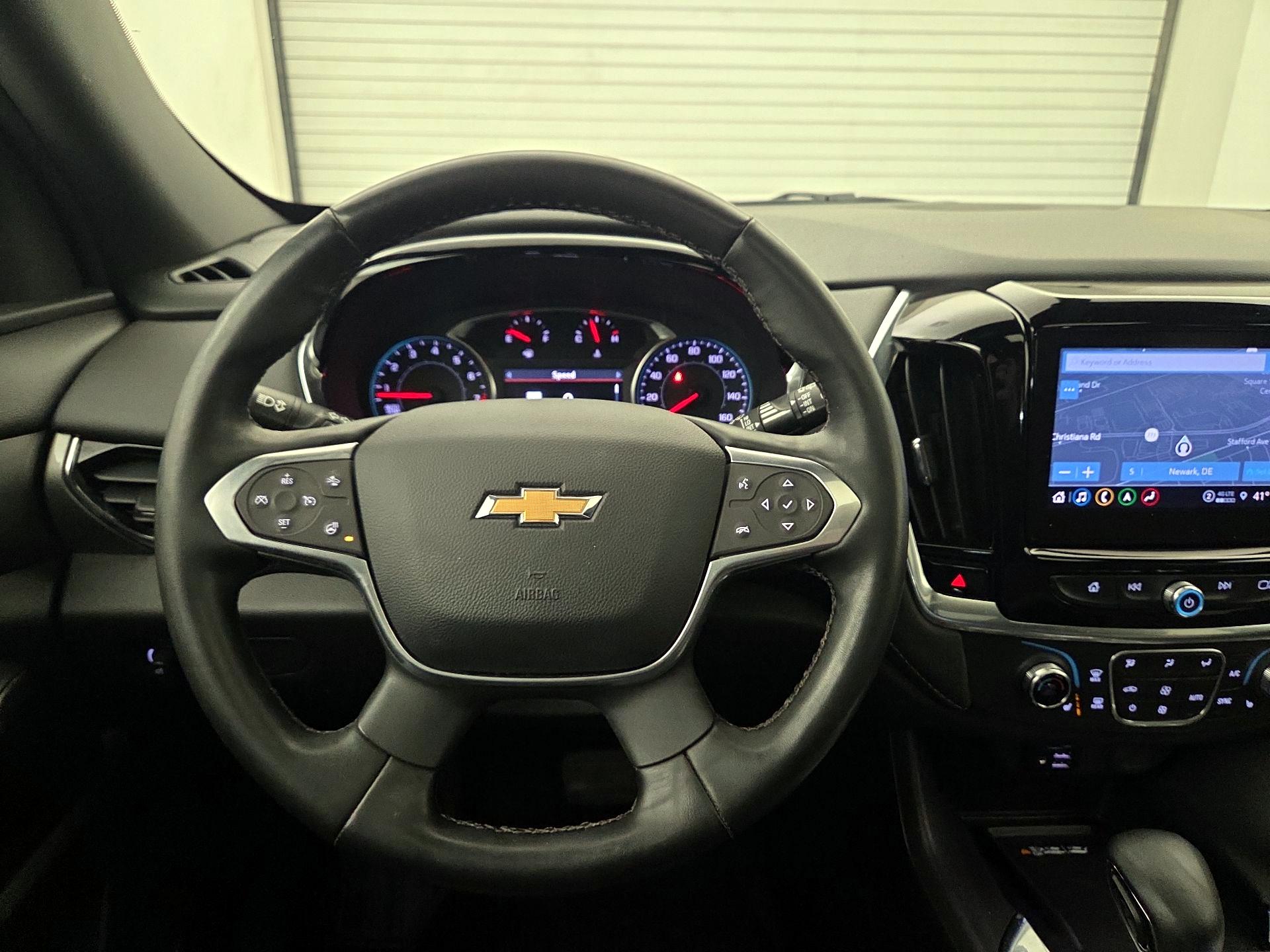 Thumbnail: 2023 Chevrolet Traverse - 10