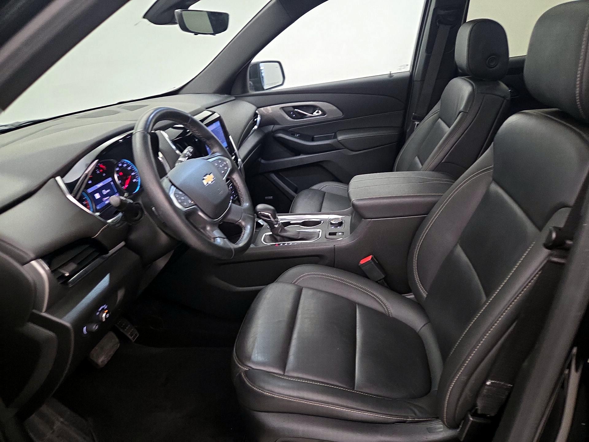 Thumbnail: 2023 Chevrolet Traverse - 11