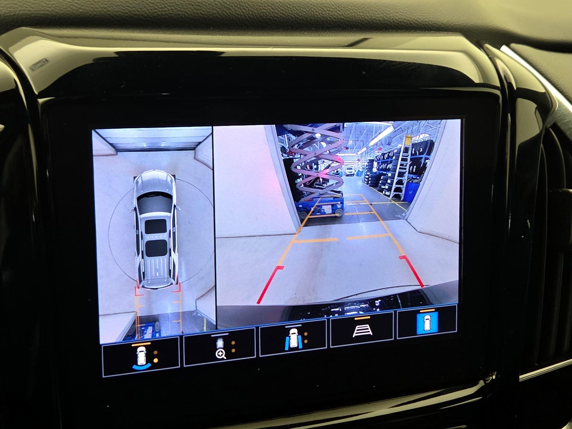 Thumbnail: 2023 Chevrolet Traverse - 15