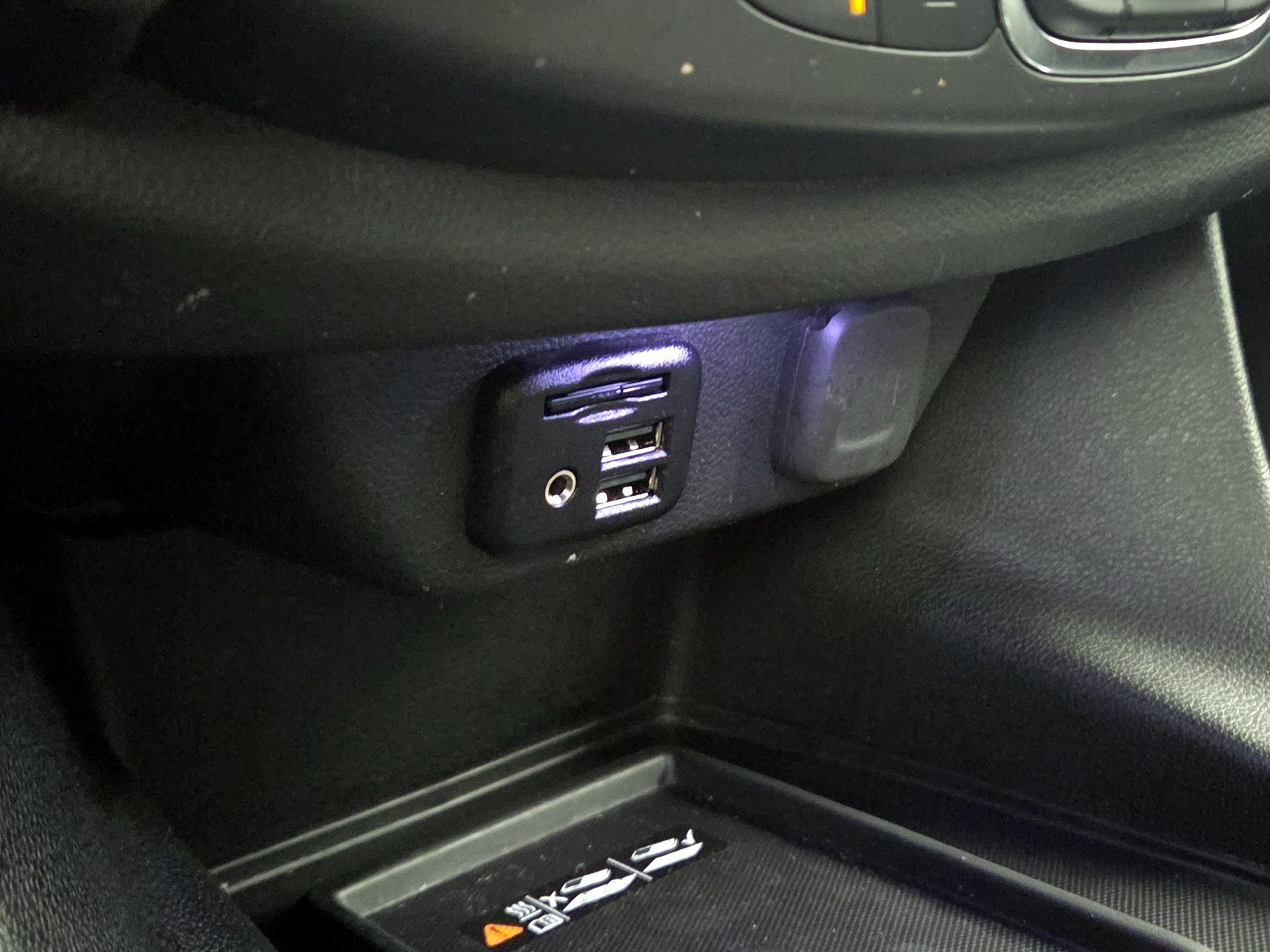 Thumbnail: 2023 Chevrolet Traverse - 19