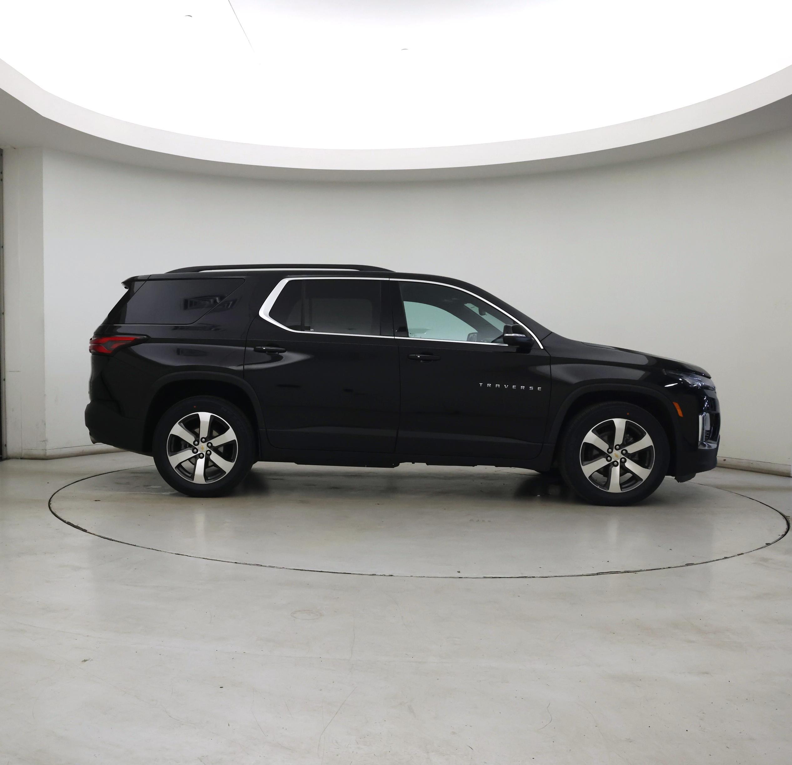 Thumbnail: 2023 Chevrolet Traverse - 7