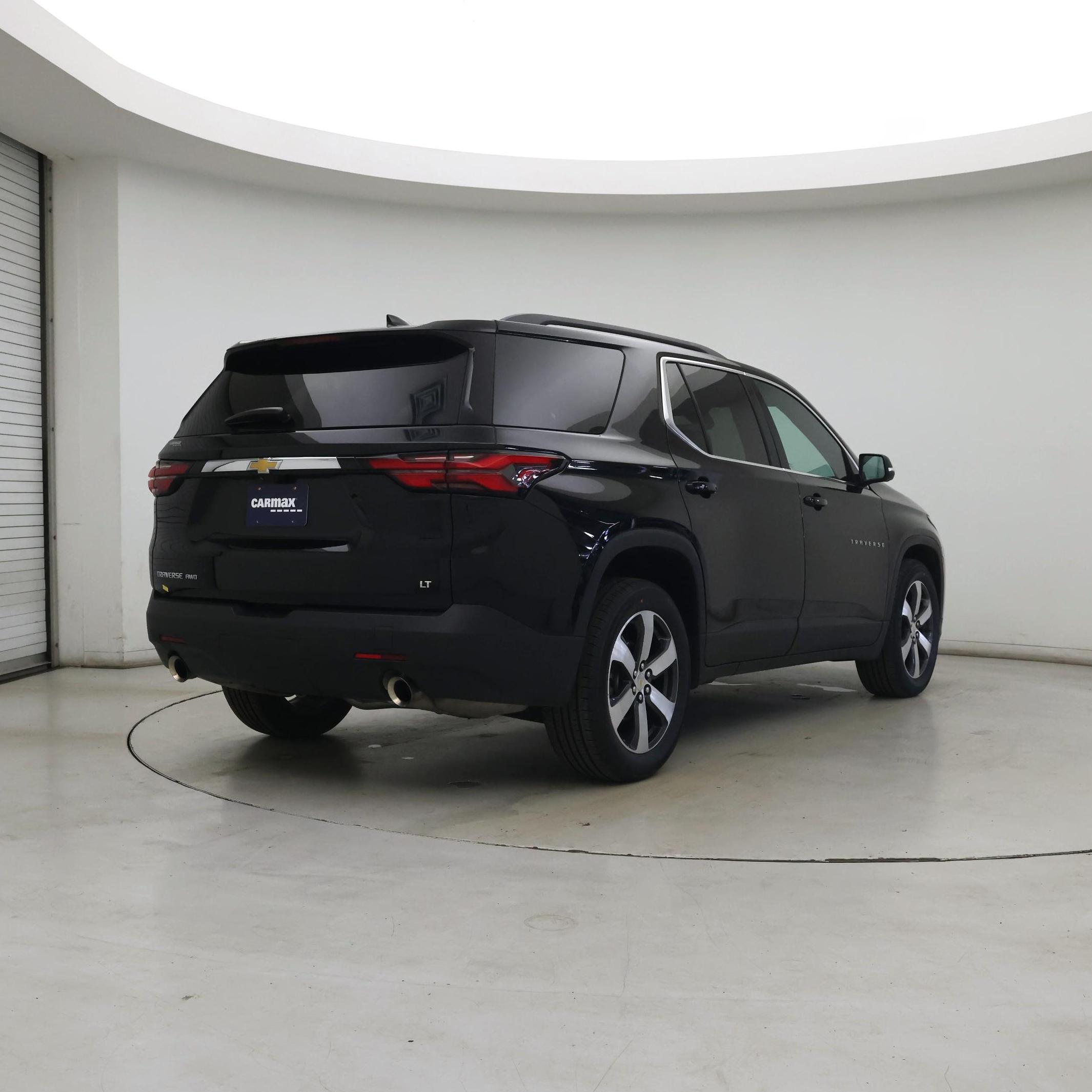 Thumbnail: 2023 Chevrolet Traverse - 8