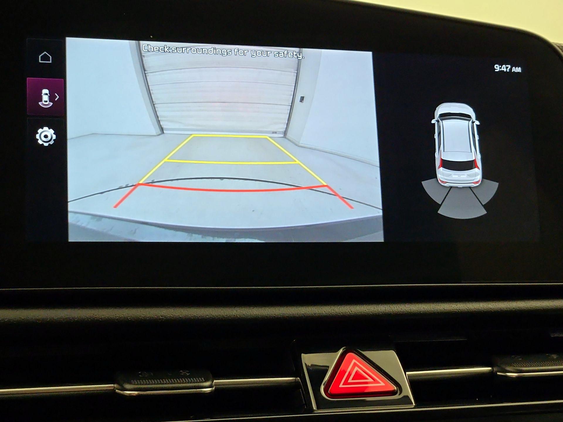 Thumbnail: 2023 Kia Niro - 15