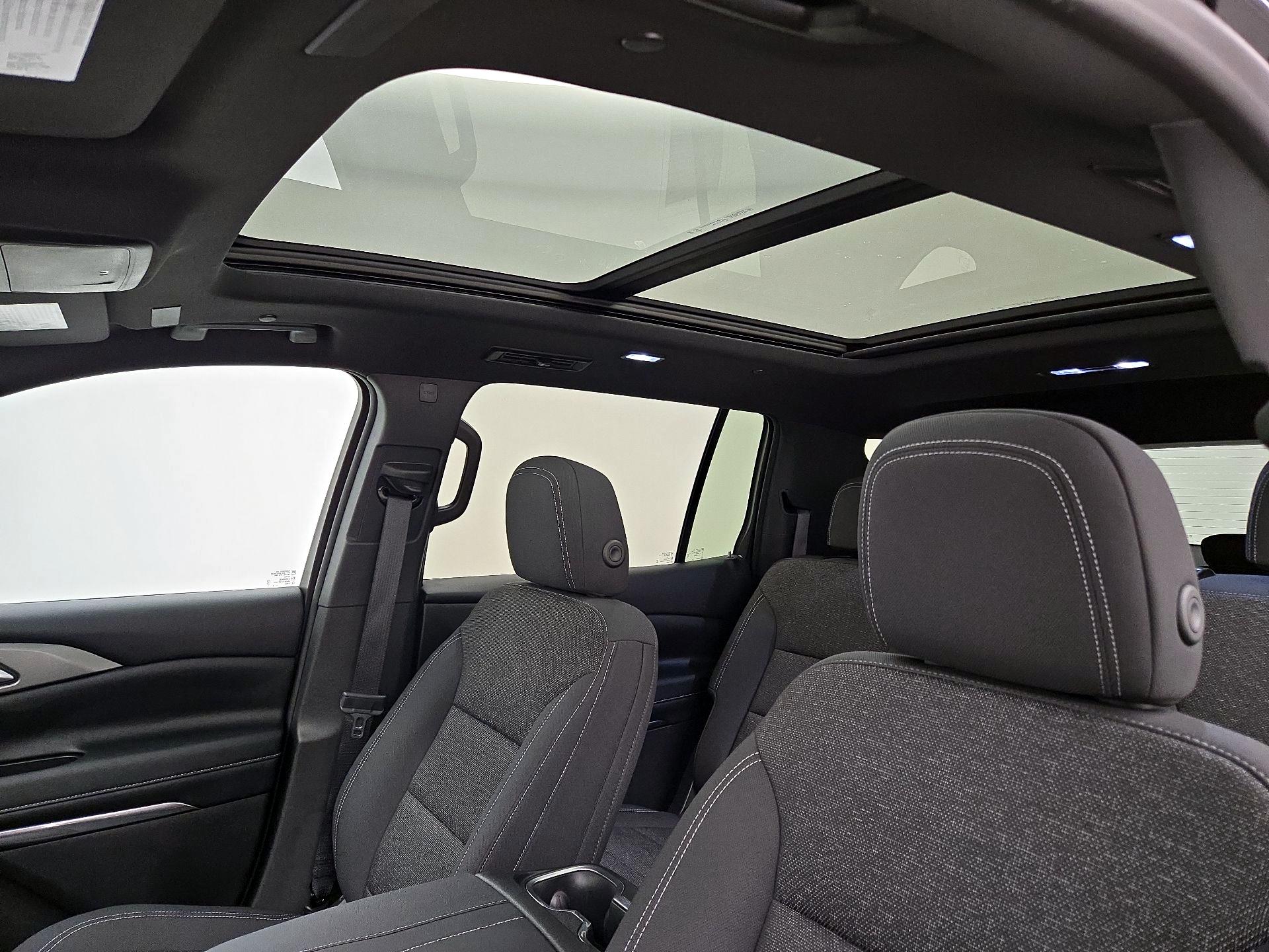 Thumbnail: 2025 Chevrolet Traverse - 20