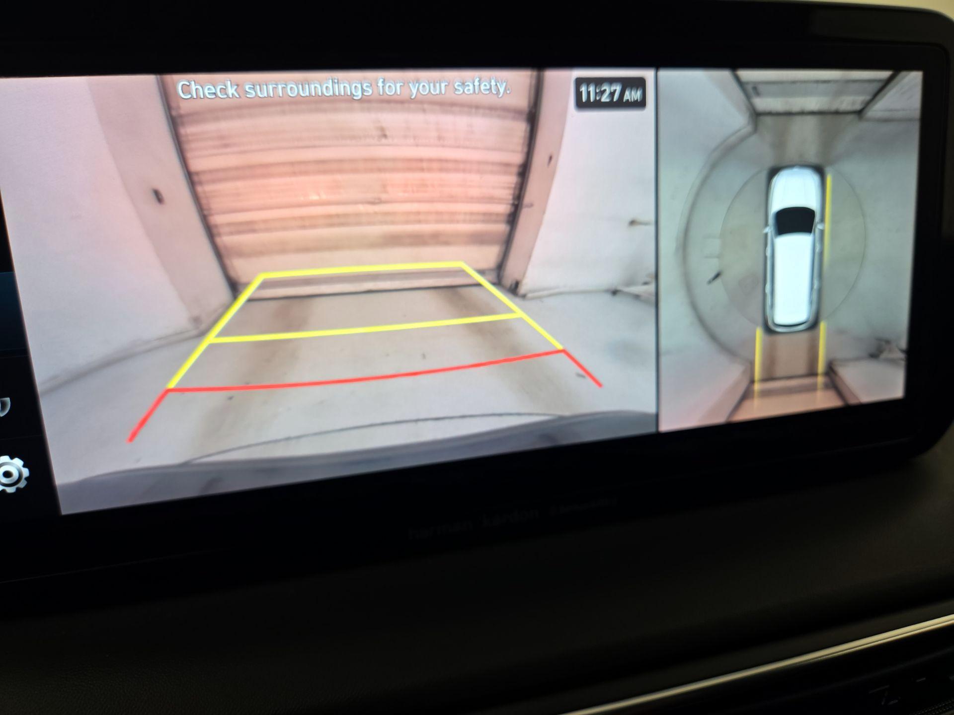 Thumbnail: 2023 Hyundai Santa Fe - 15