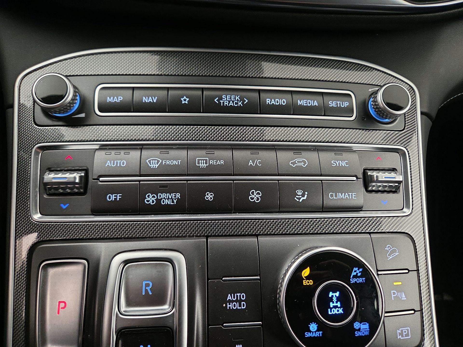 Thumbnail: 2023 Hyundai Santa Fe - 17