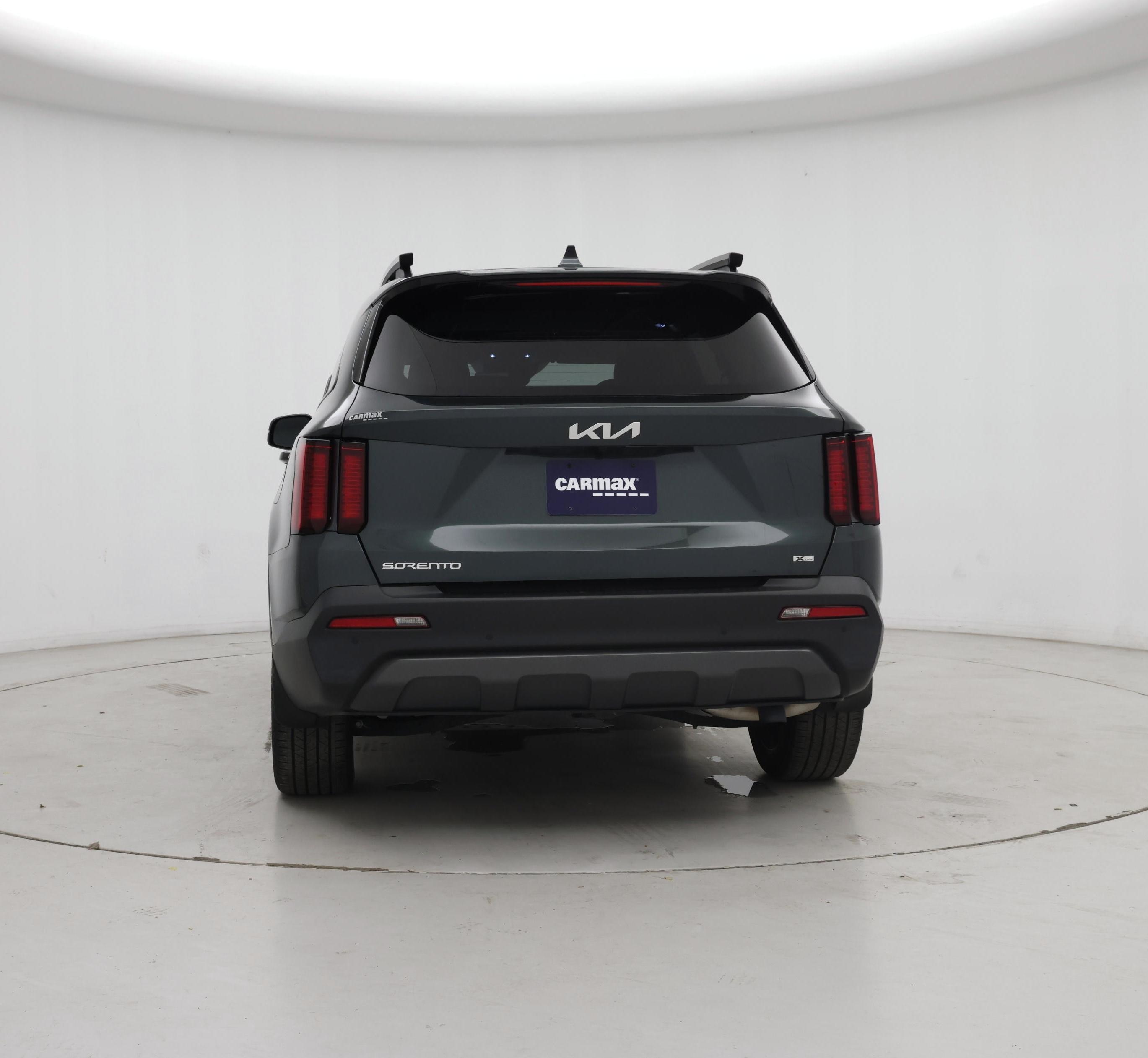 Thumbnail: 2023 Kia Sorento - 6