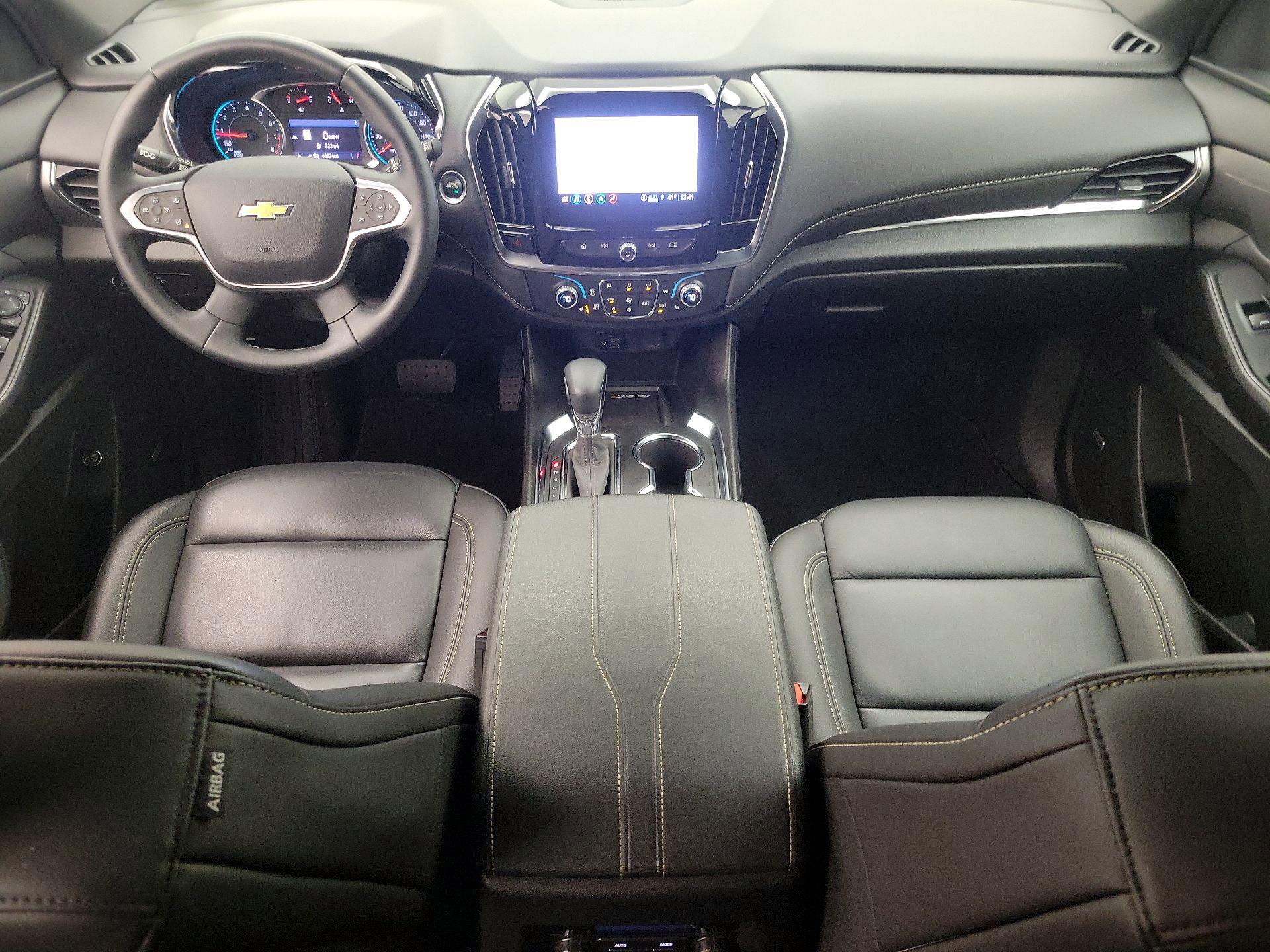 Thumbnail: 2023 Chevrolet Traverse - 9