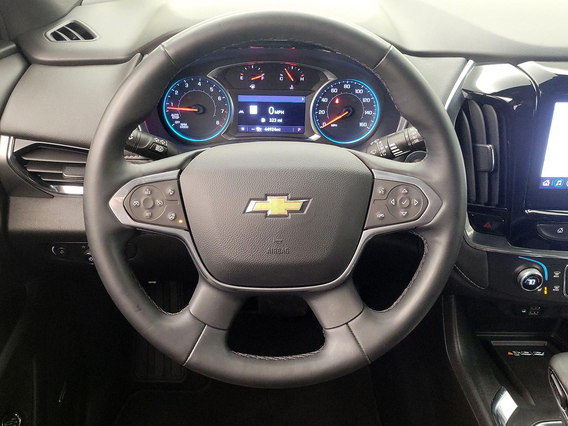 Thumbnail: 2023 Chevrolet Traverse - 10