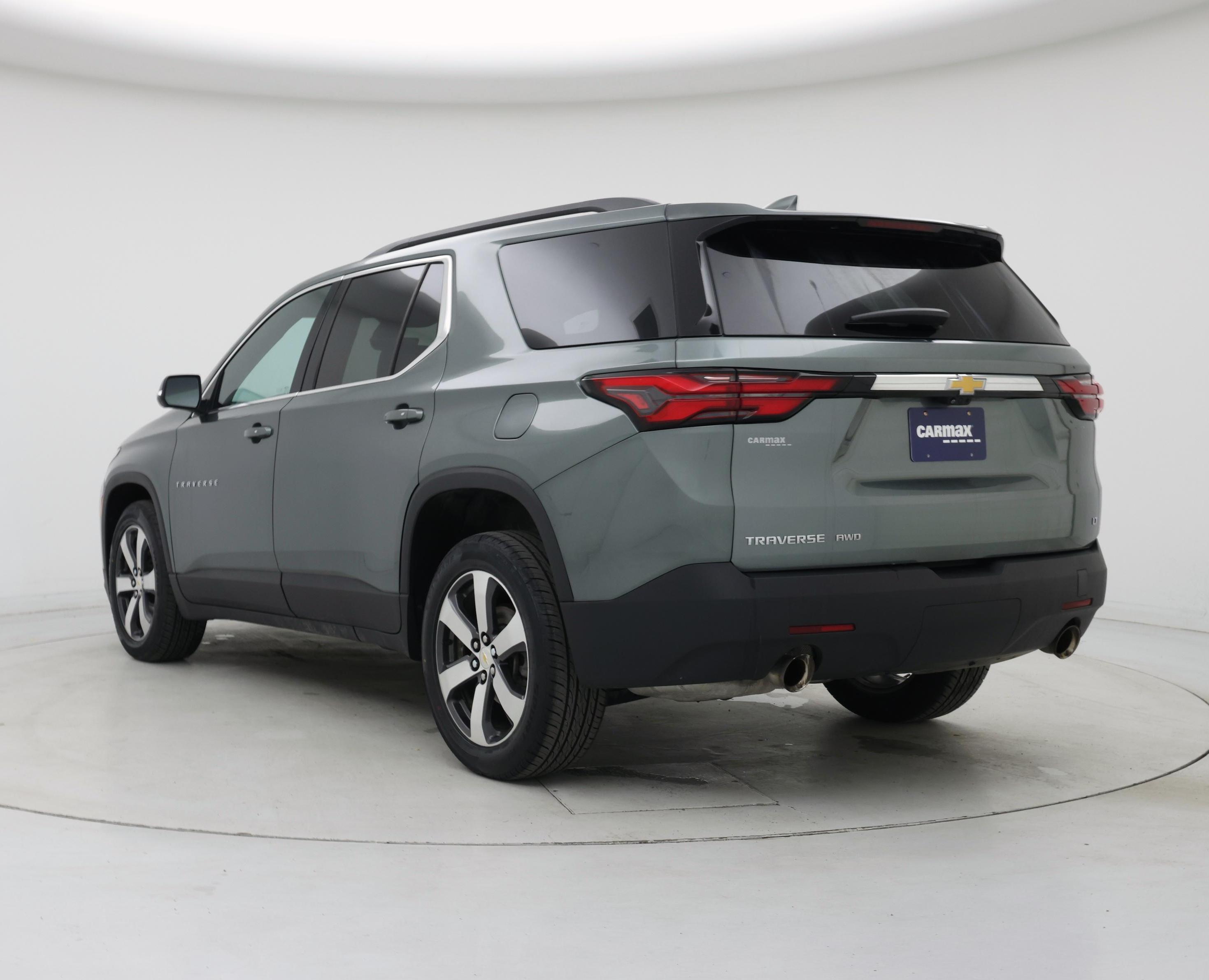 Thumbnail: 2023 Chevrolet Traverse - 2
