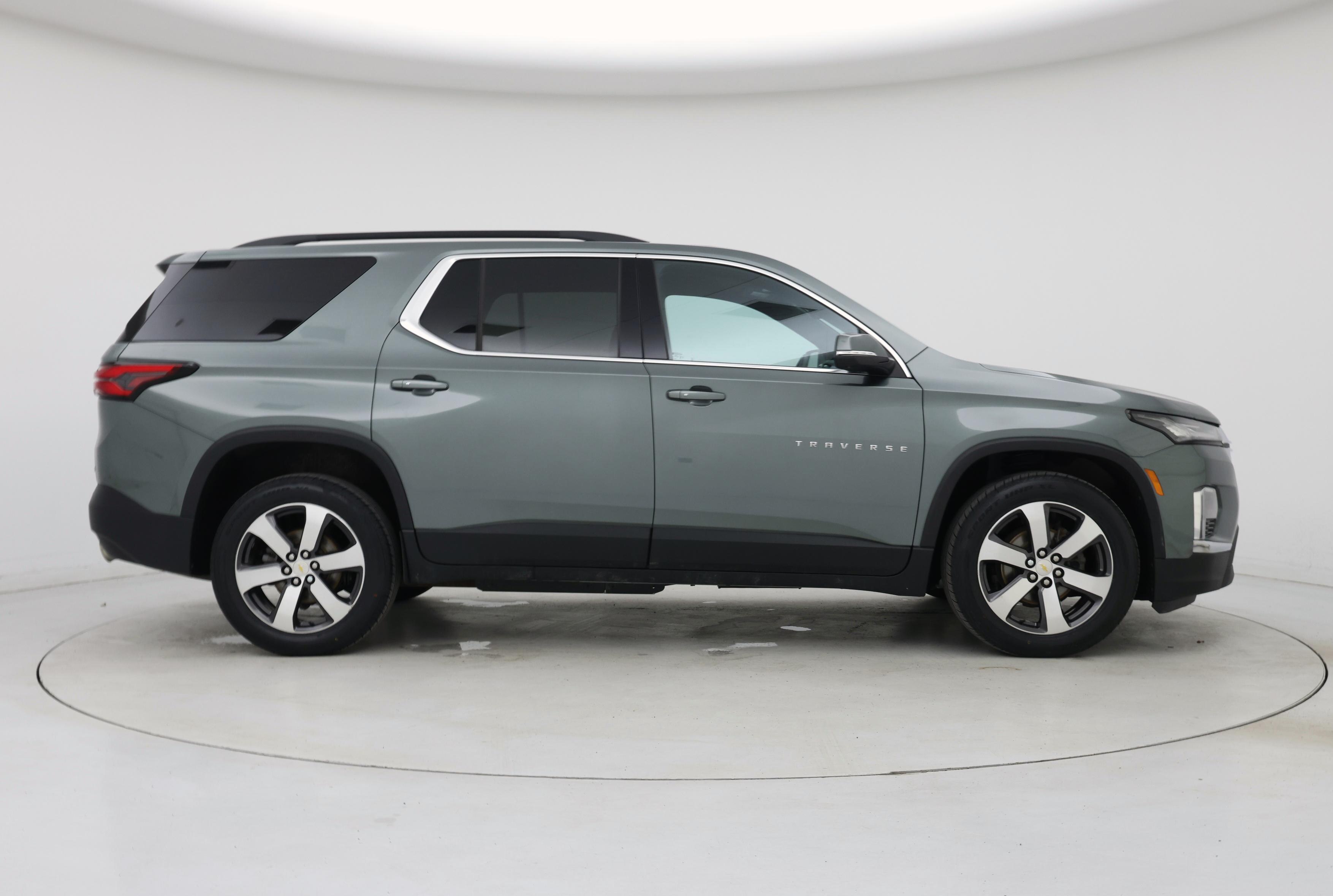 Thumbnail: 2023 Chevrolet Traverse - 7