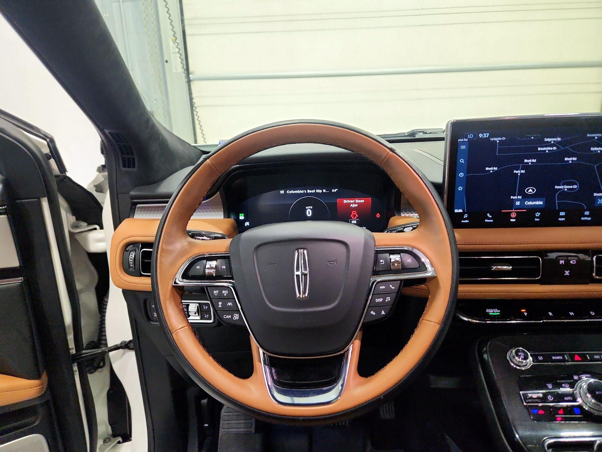 Thumbnail: 2022 Lincoln Nautilus - 10