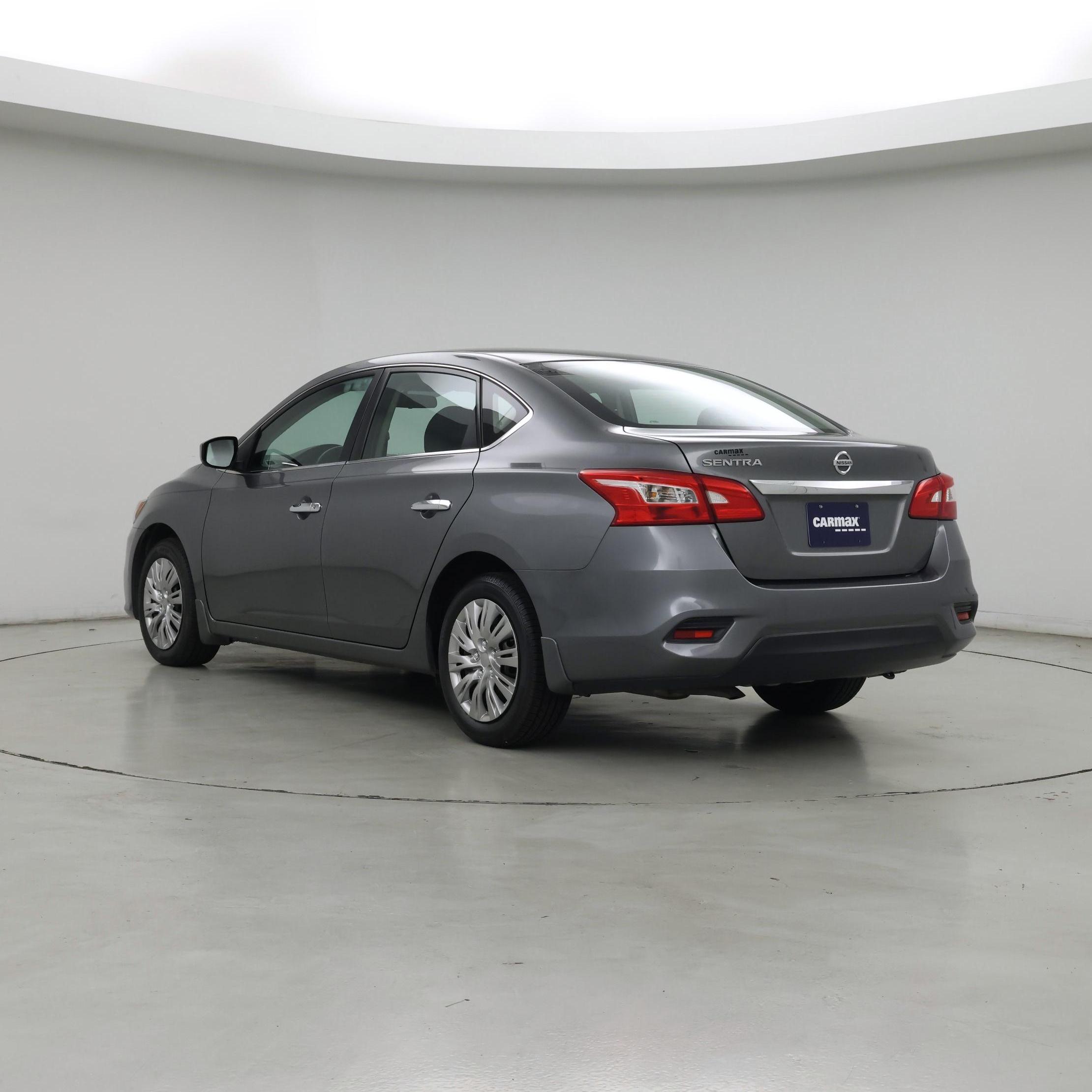 Thumbnail: 2017 Nissan Sentra - 2