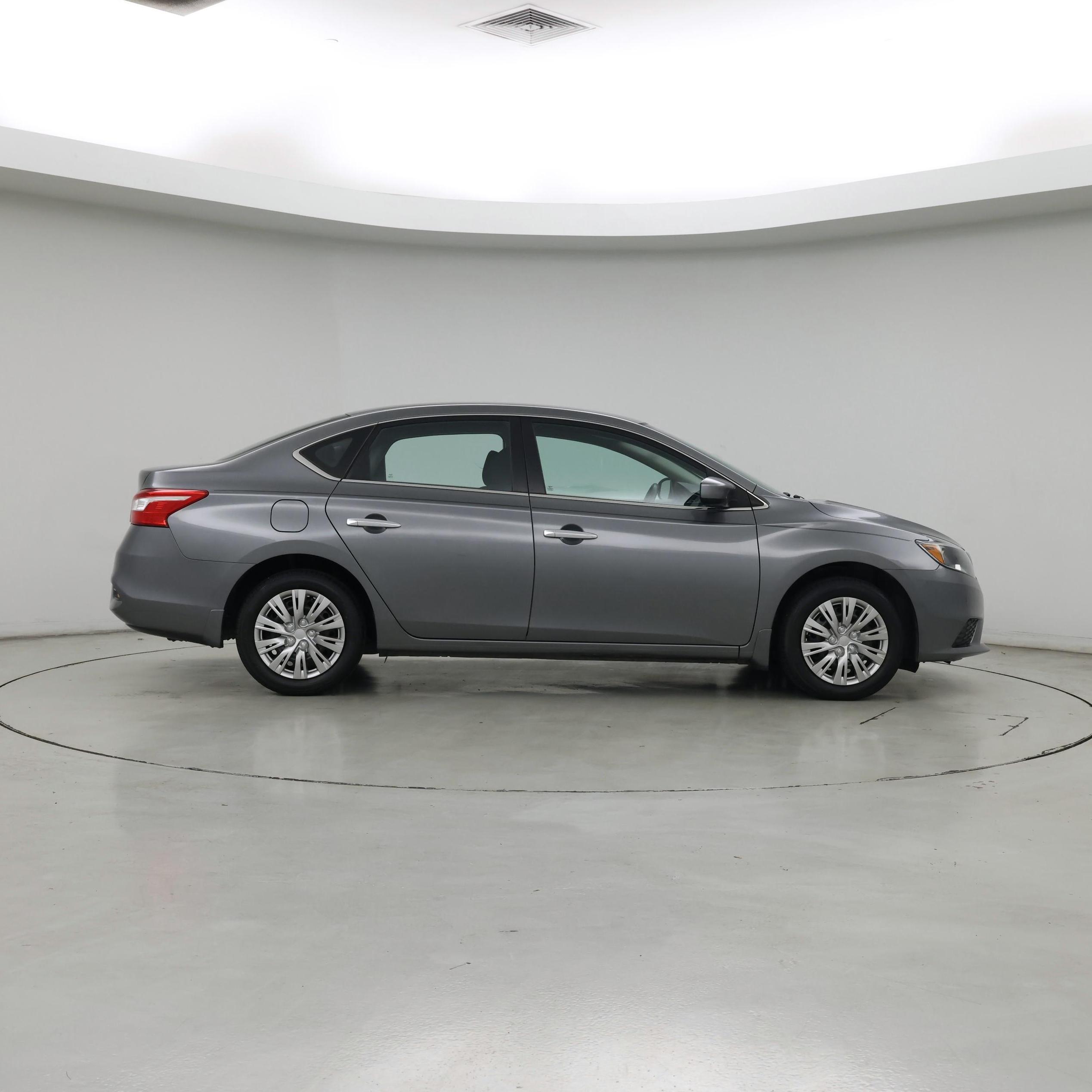 Thumbnail: 2017 Nissan Sentra - 7