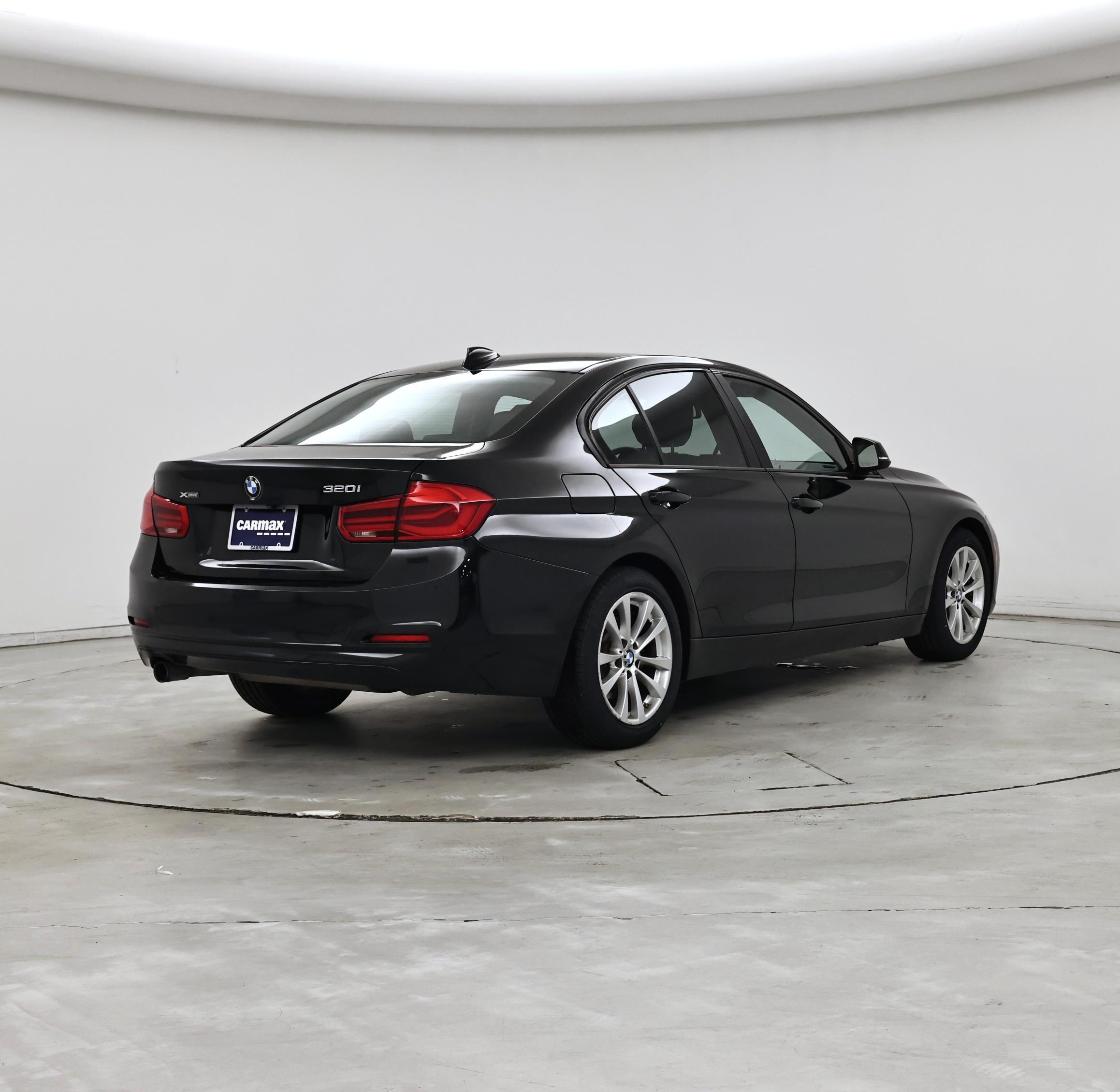 Thumbnail: 2018 BMW 3 Series - 8