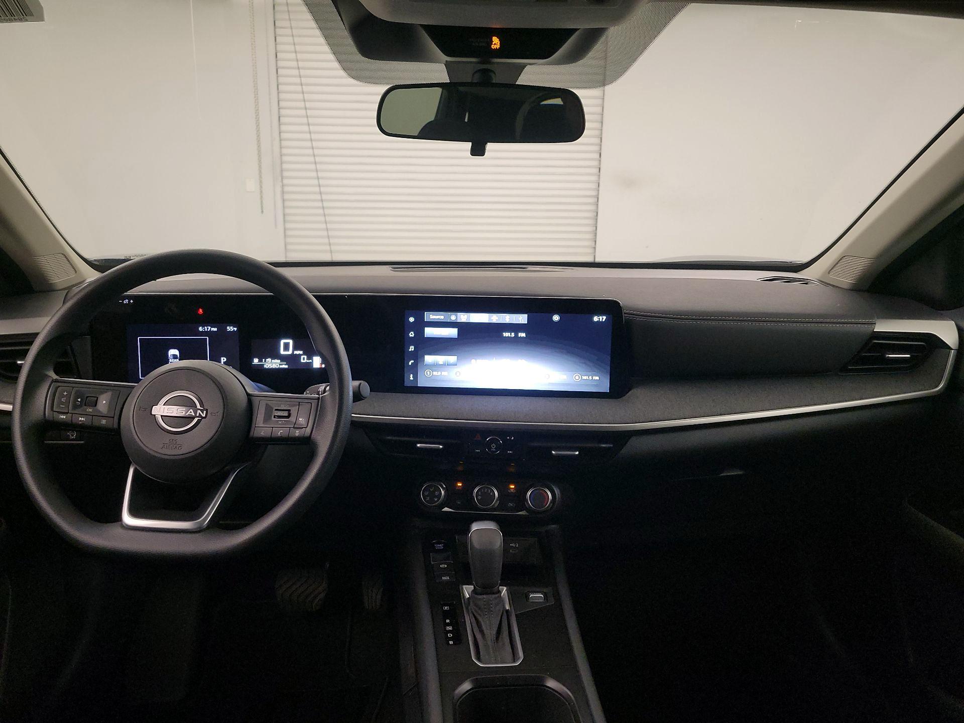 Thumbnail: 2025 Nissan Kicks - 9