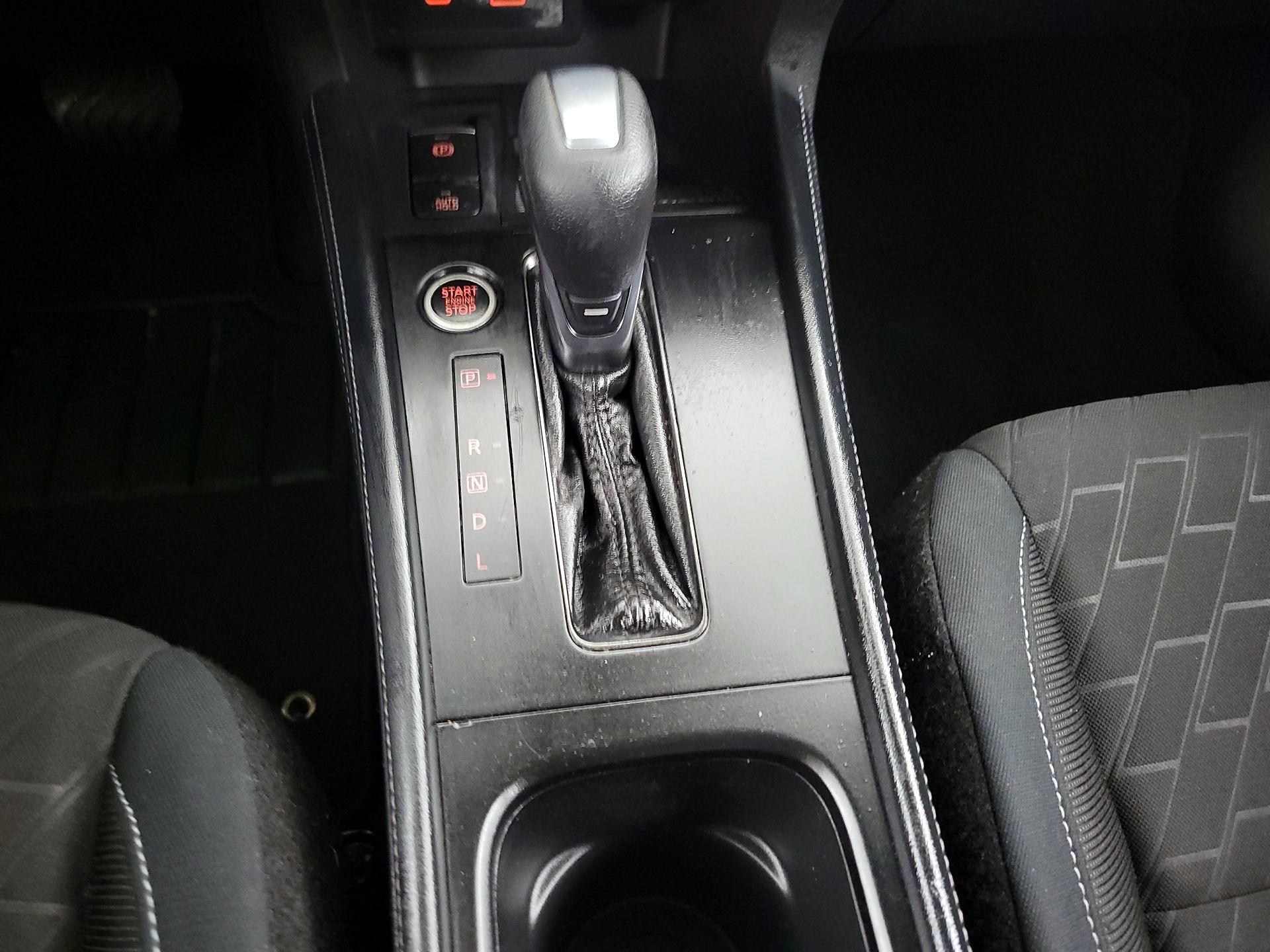 Thumbnail: 2023 Nissan Kicks - 17