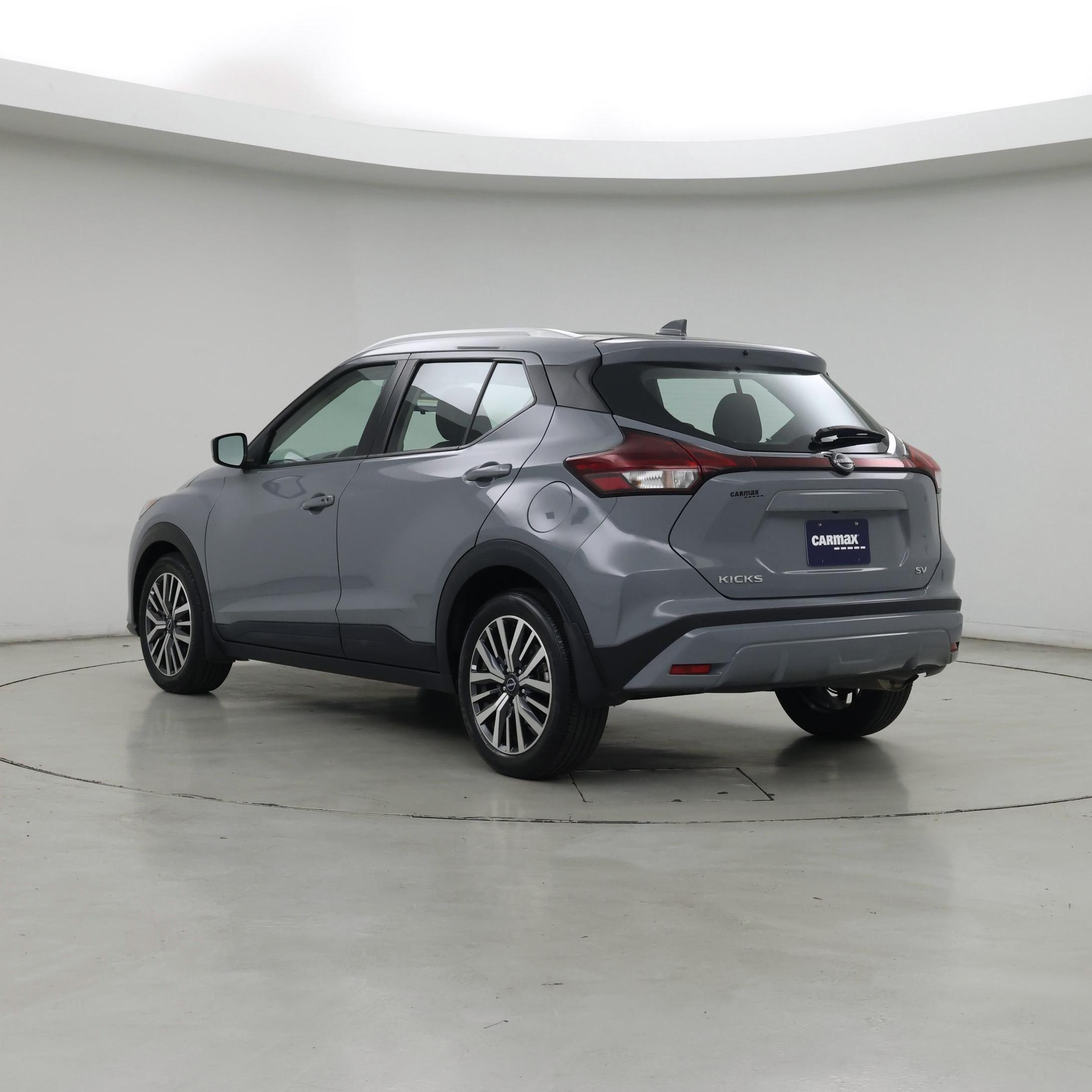 Thumbnail: 2023 Nissan Kicks - 2