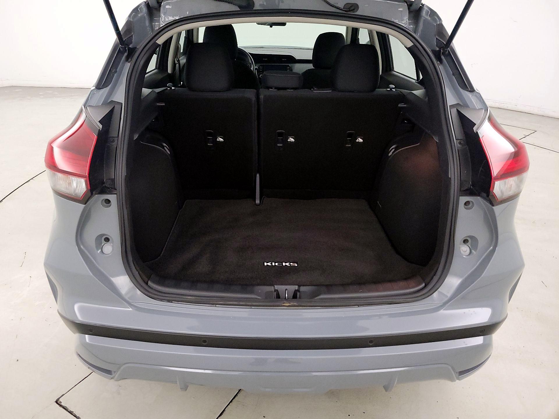 Thumbnail: 2023 Nissan Kicks - 20