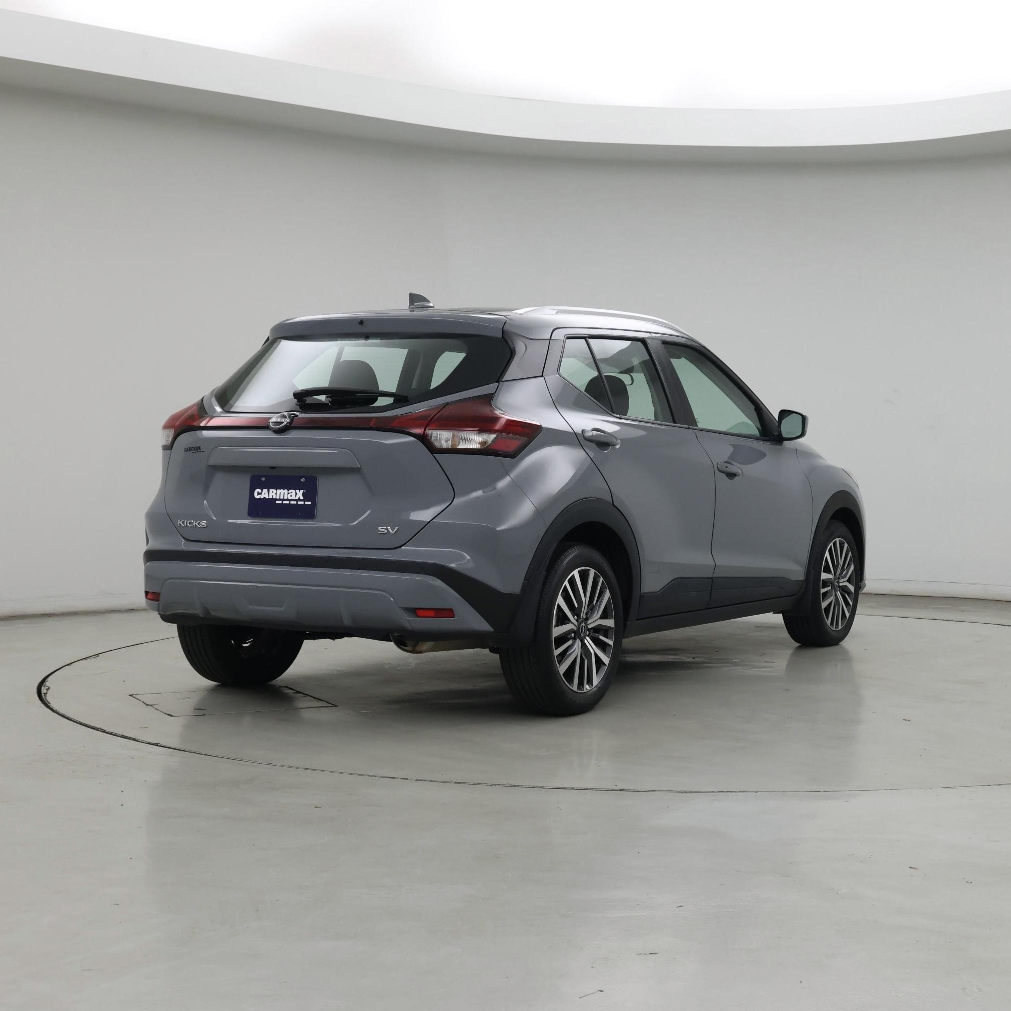 Thumbnail: 2023 Nissan Kicks - 8