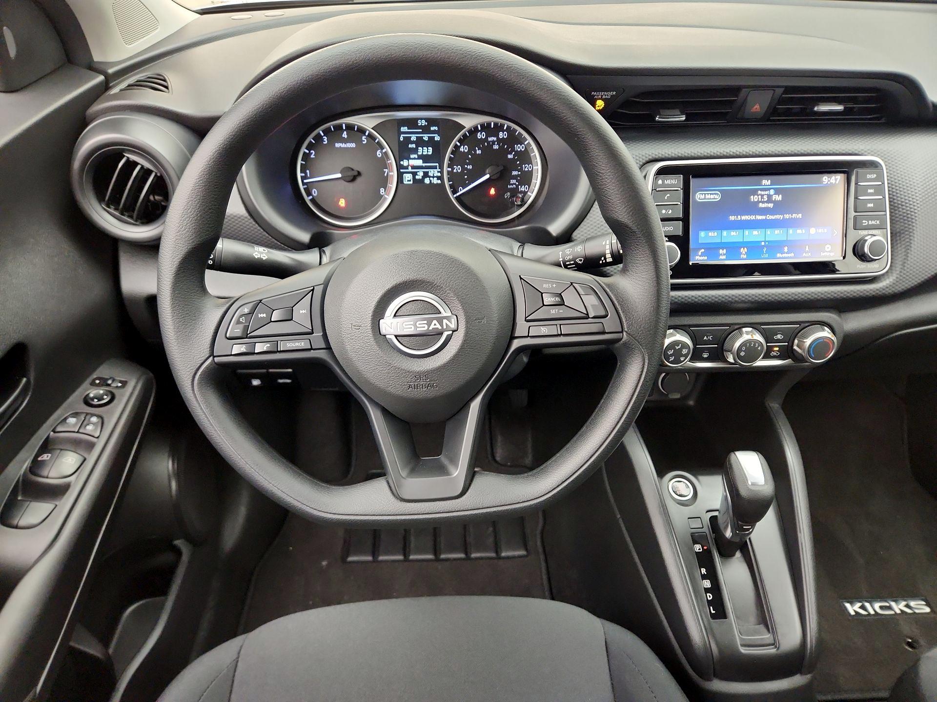 Thumbnail: 2025 Nissan Kicks - 10