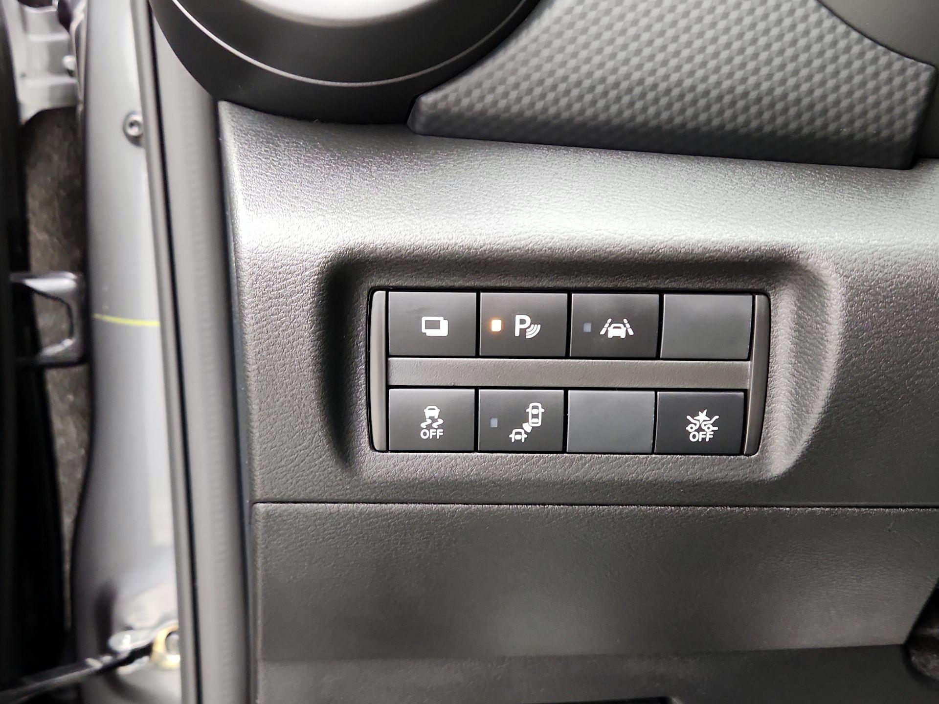 Thumbnail: 2025 Nissan Kicks - 13